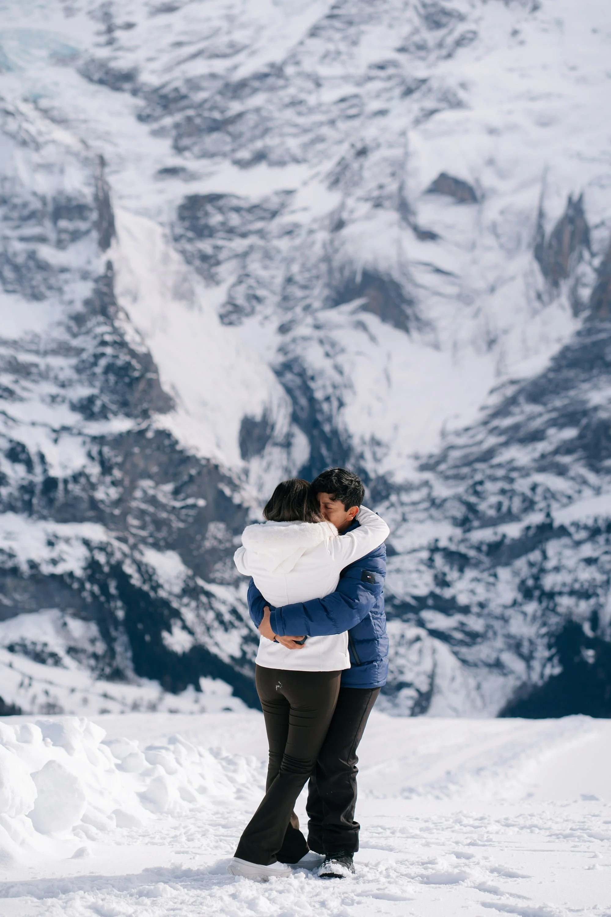switzerland-winter-surprise-proposal-photography-054.jpg