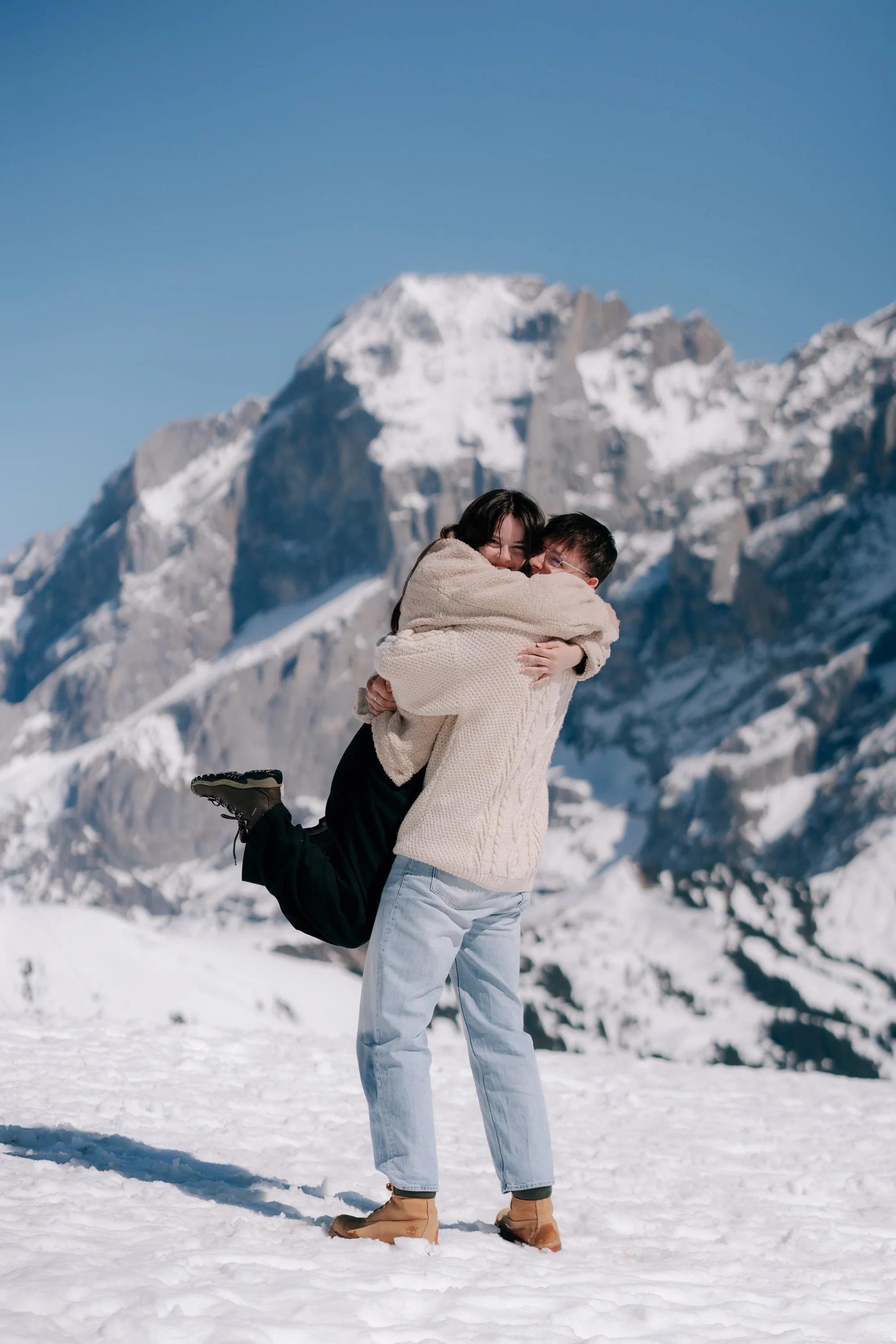 grindelwald-surprise-proposal-in-switzerland-alex-bekah.jpg