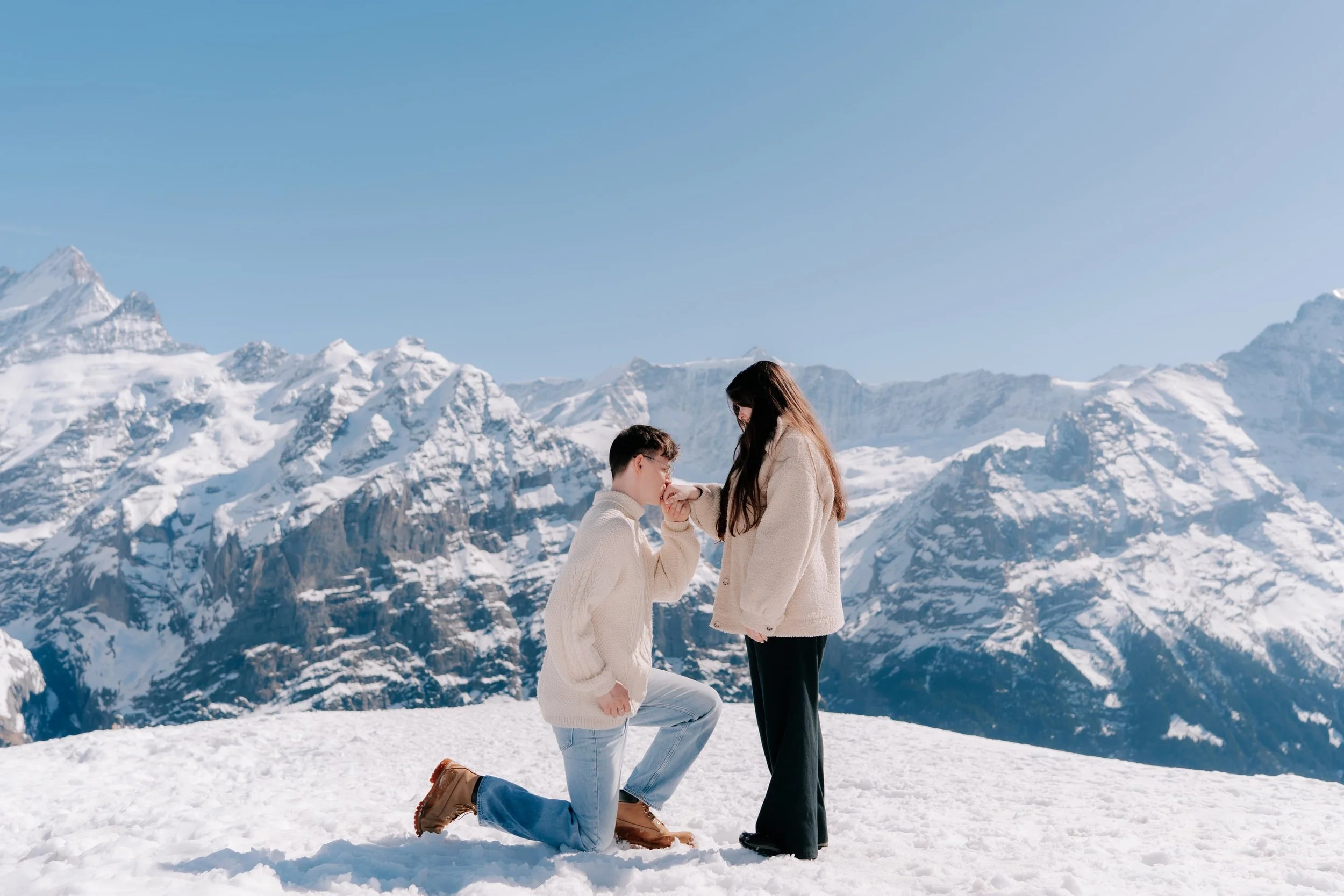 switzerland-winter-engagement-grindelwald-first-alex-bekah.jpg