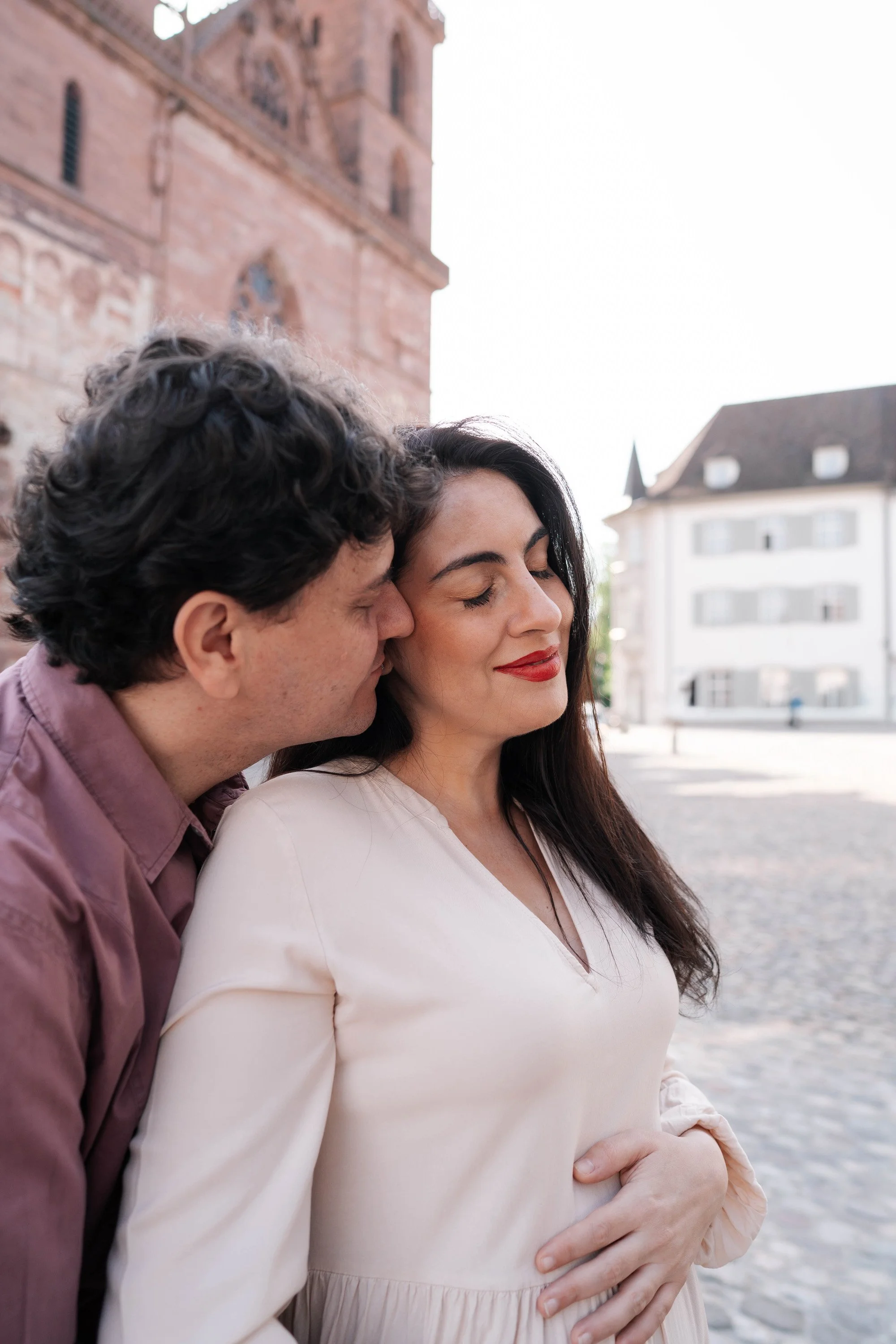 Kissing Couple Photoshoot Basel, Switzerland