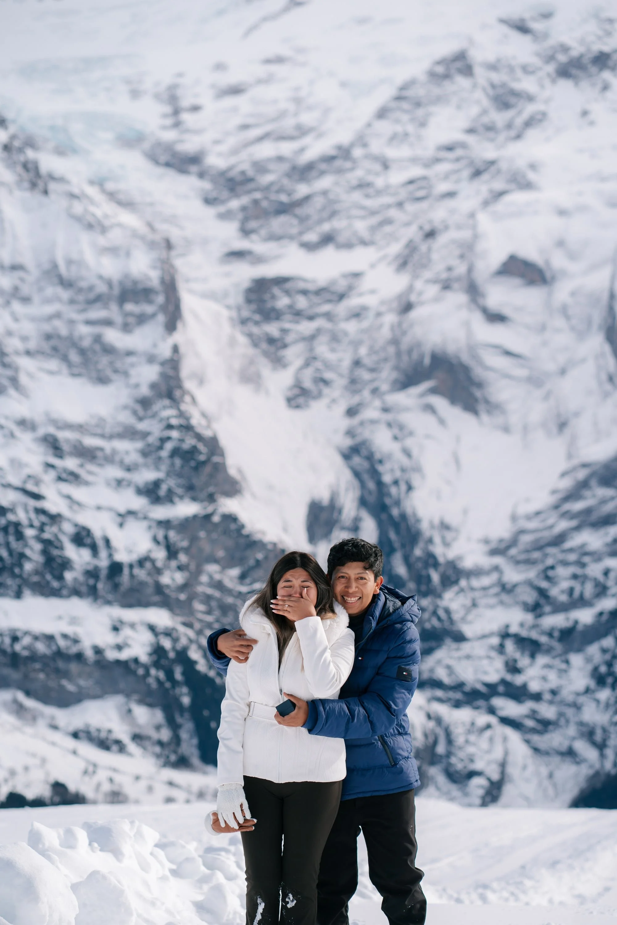 switzerland-winter-surprise-proposal-photographer-049.jpg