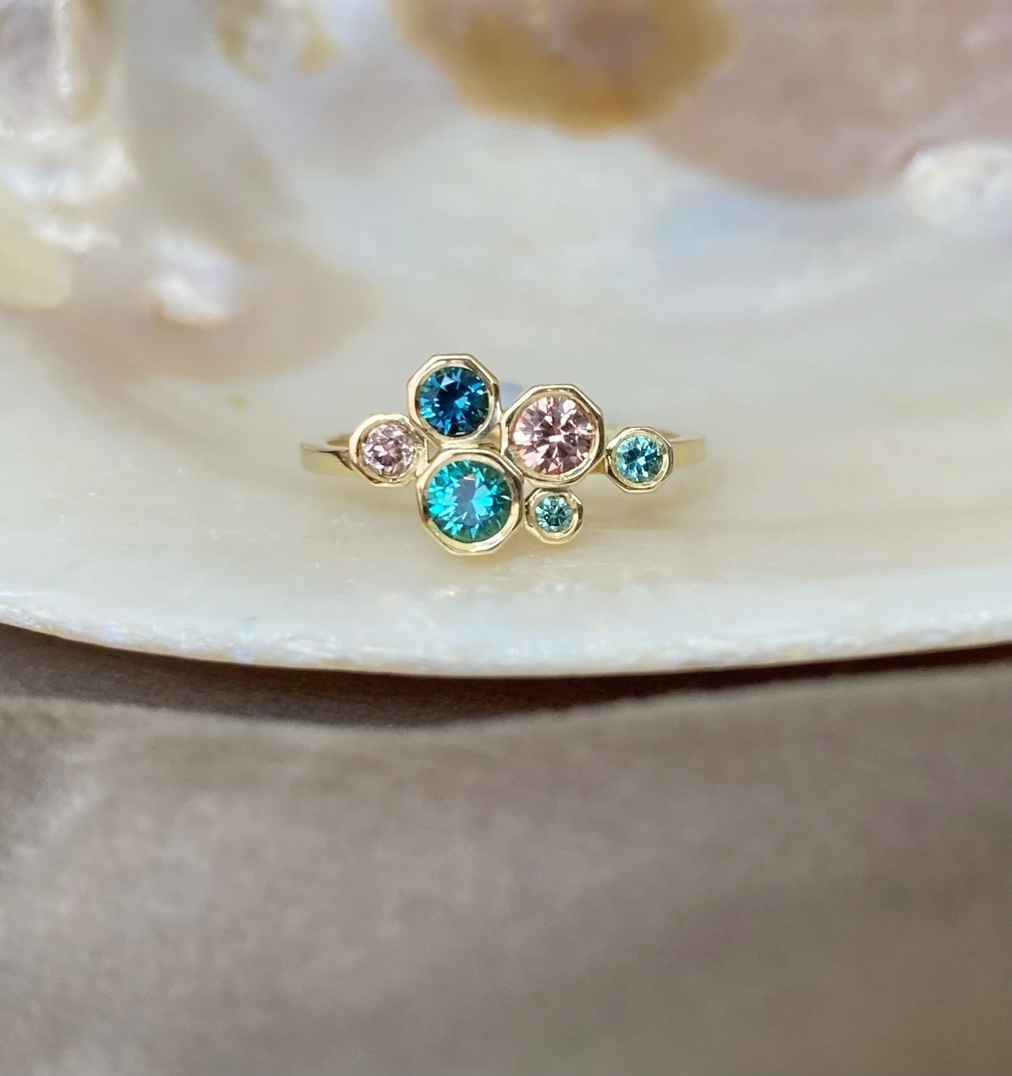 håndlavet ring guld blå 
