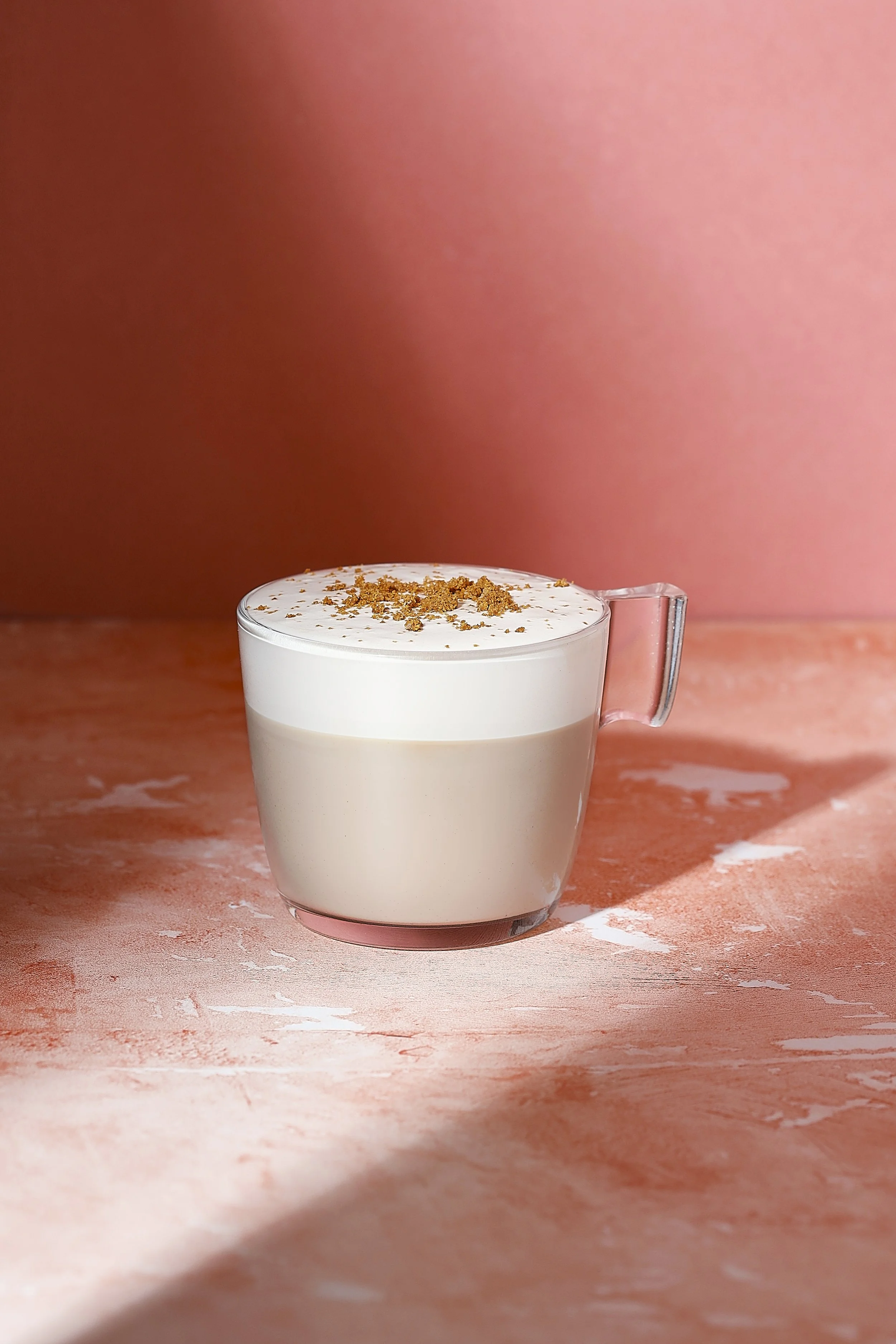 Sarah Ghijselinck, drink stylist, Gent, latté coffee styling, advertising