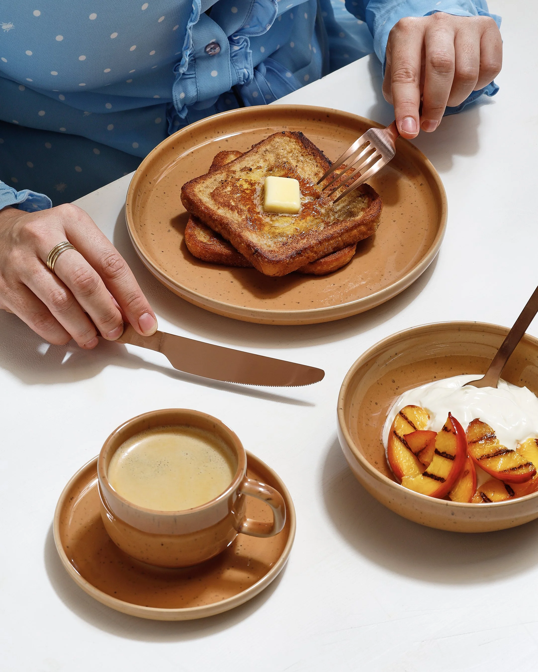 Sarah Ghijselinck, food and drink stylist, art direction, recipe development, Gent, fine dining, restaurant photography, tableware photography, breakfast, retro vibe