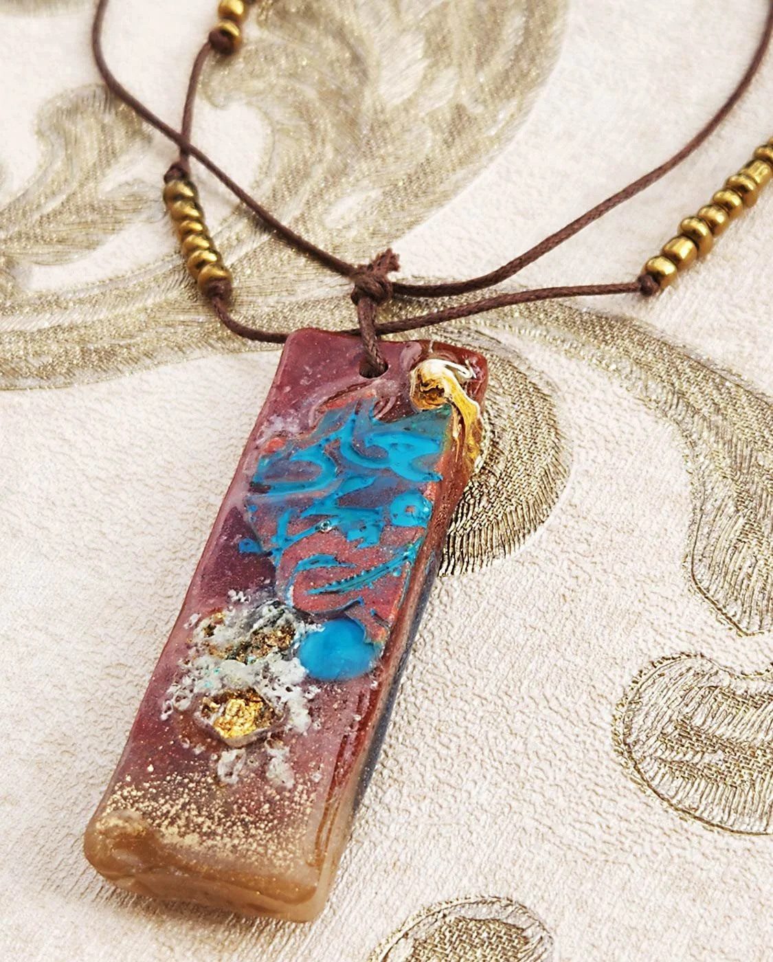 resin-p-necklace-25-1-3.jpg