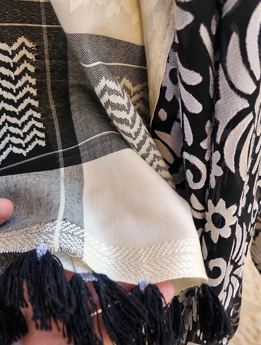 long-scarf-keffiyeh-25-7-6.jpg