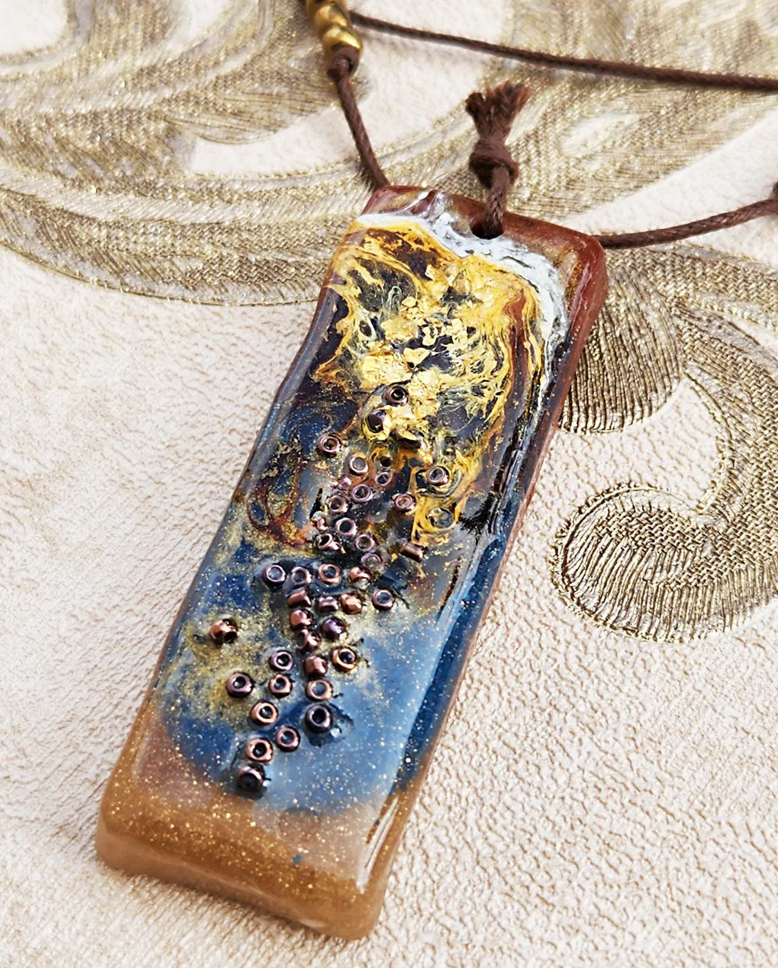 resin-p-necklace-25-1-4.jpg
