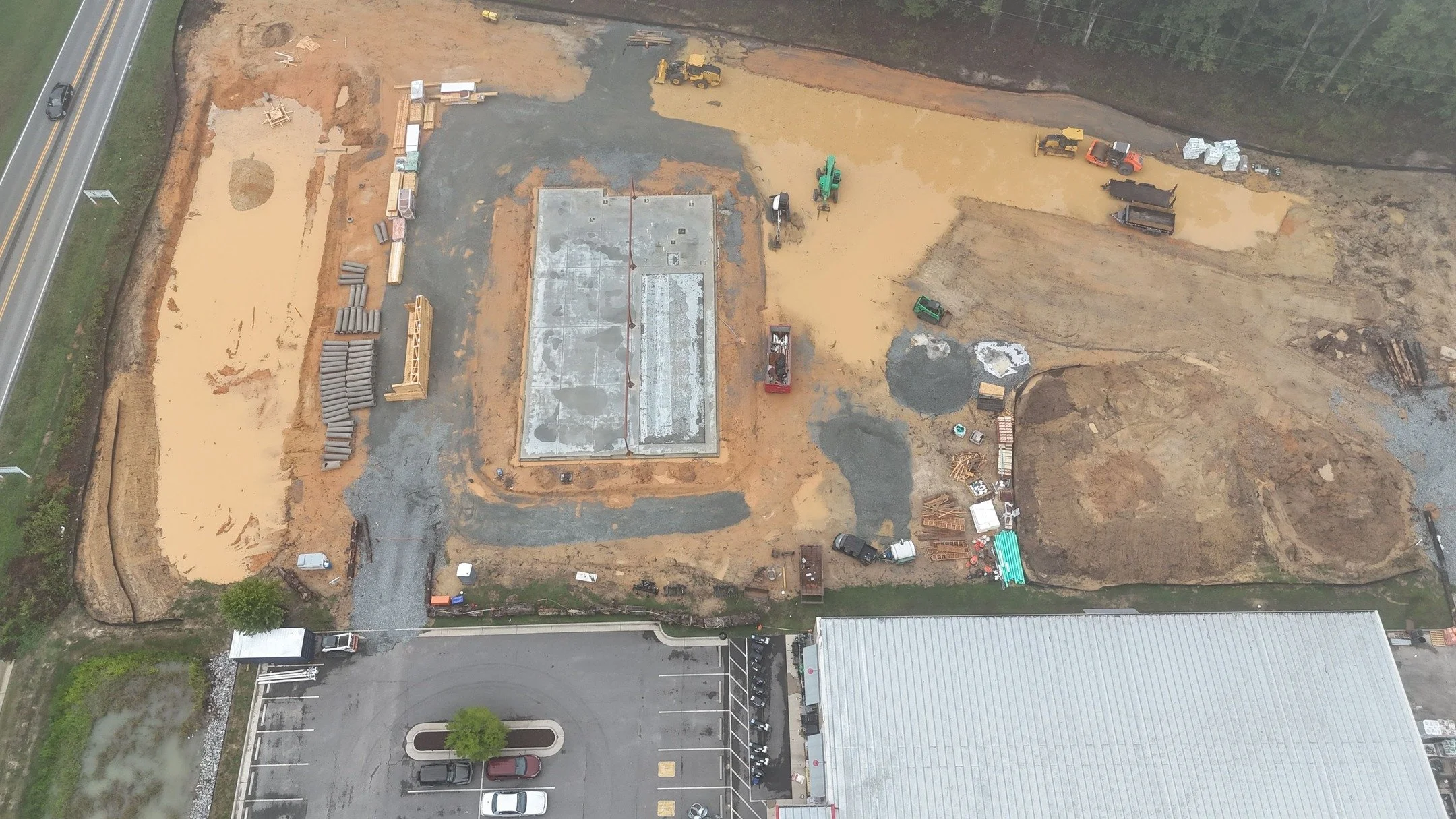 Swipe to build😲
Happy Friday from THS!
#CommercialBuild #Rockville #RVABuilder #NewBuild