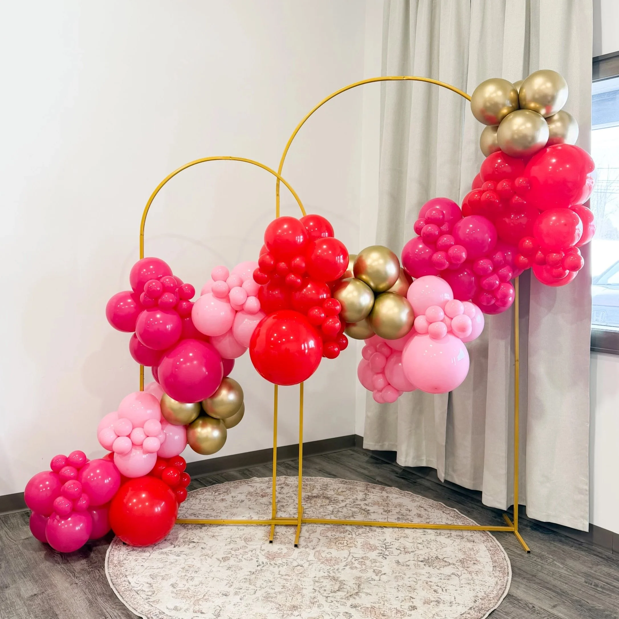 Balloon photo backdrop with curated color palette for Cleveland events