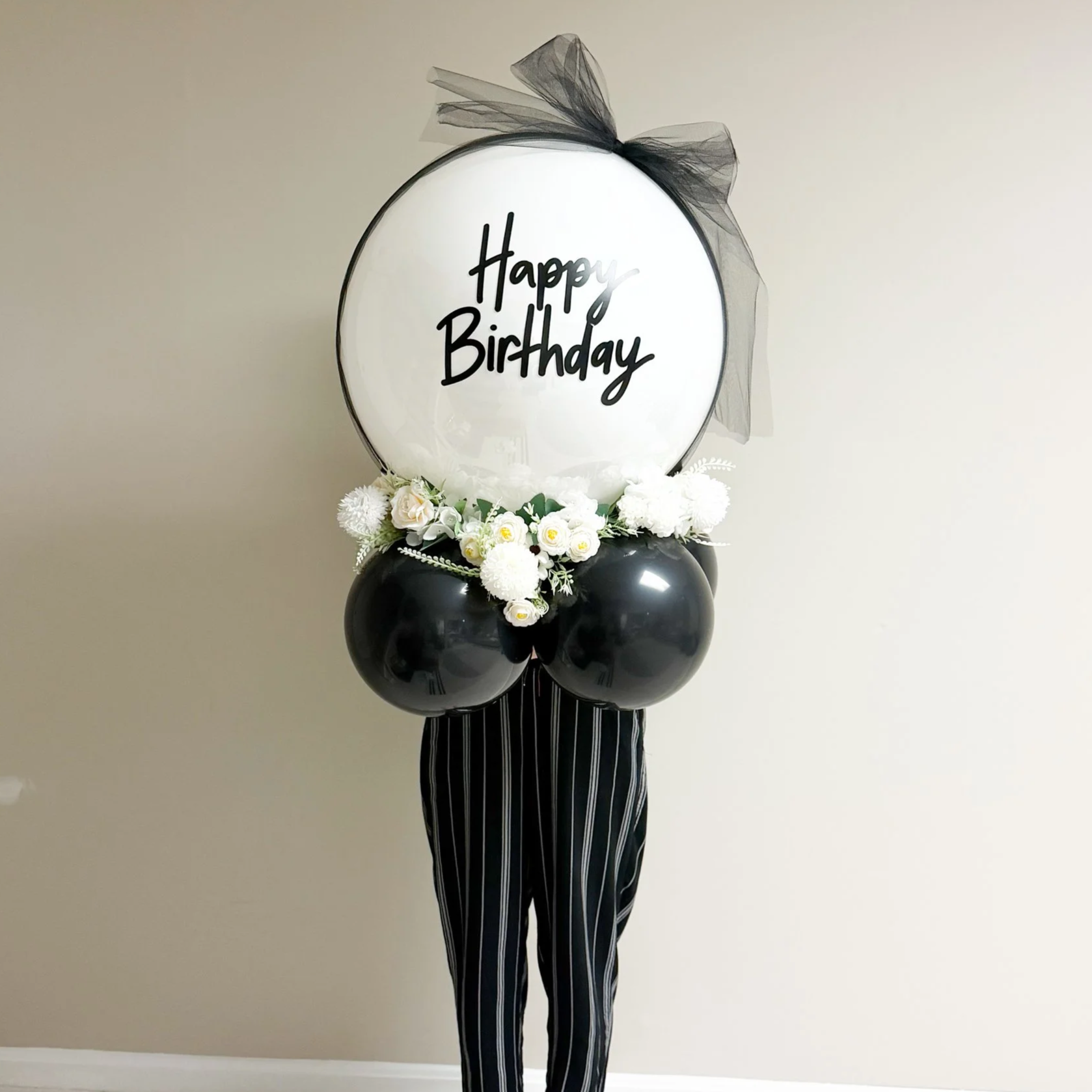 Jumbo Balloon Centerpiece