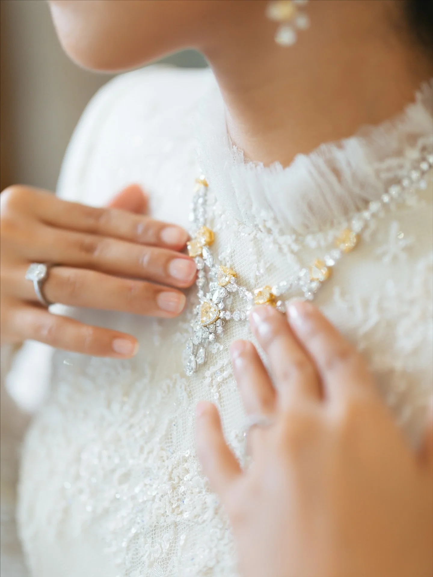 A celebration of love and craftsmanship, here’s two of my favourite creations. Both will be unveiled with the rest of the collection in the coming weeks.
Worn by my muse, Fariza, on our wedding day. The marquee Mulanya Necklace and Lagenda Ear