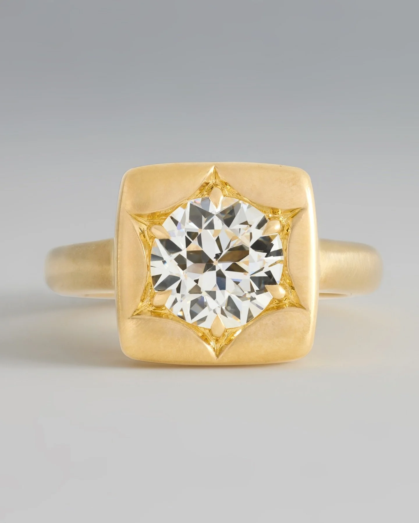 The Pinky Ring. 
Hand carved Star. Solid ethical 18ct Sculpted Gold. Antique Finished. London. 
Set Vintage recycled 1.52ct Old European Cut Diamond Rare White Colour VS Clarity. 

@jamesbrownstyle collaboration keeps momentum.