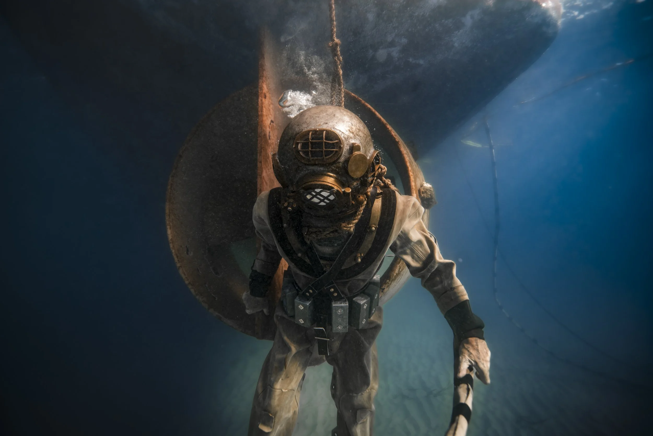 CM-OLD DIVER-0001 L.jpg