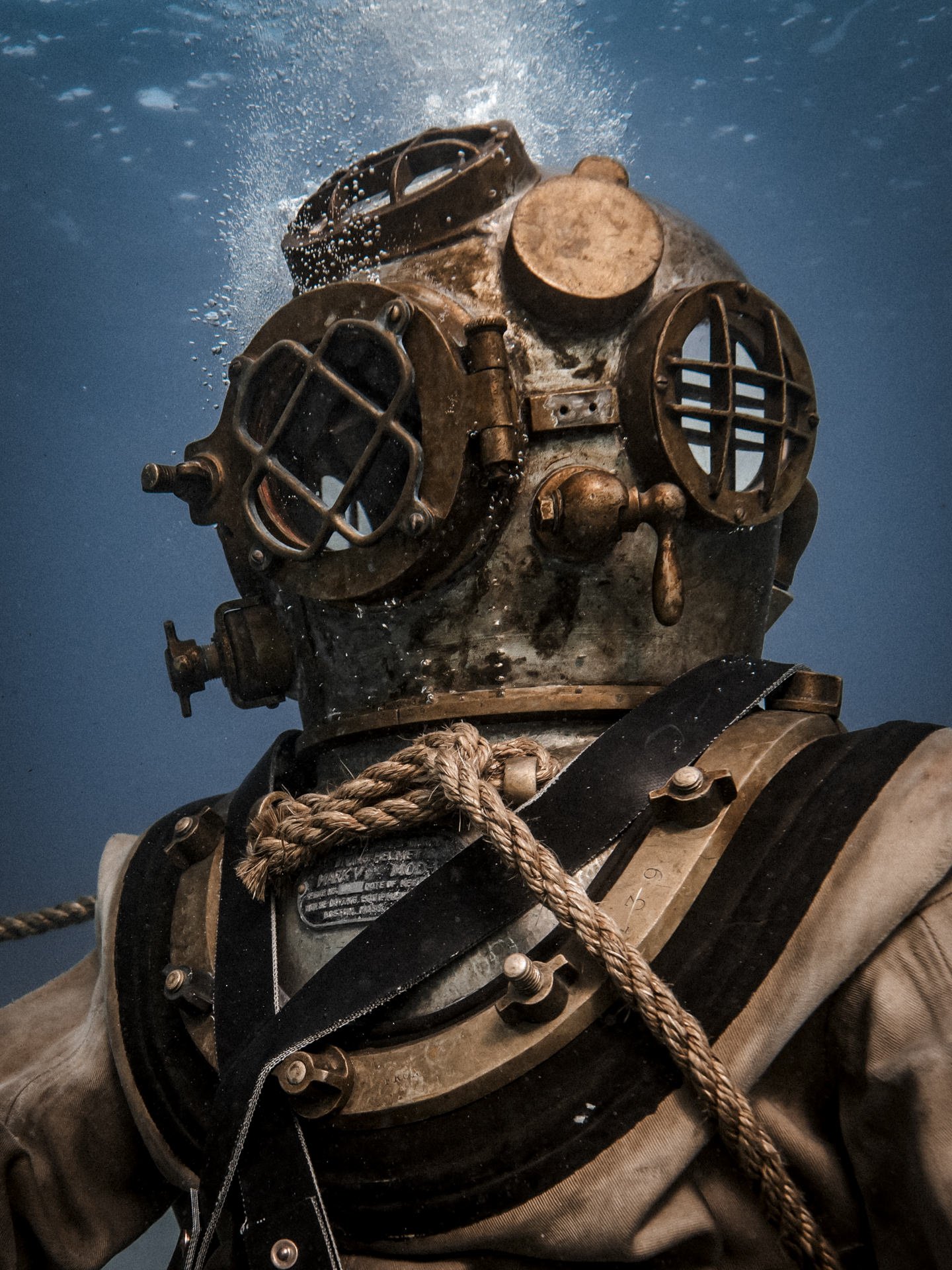 CM-OLD DIVER-0004.jpg