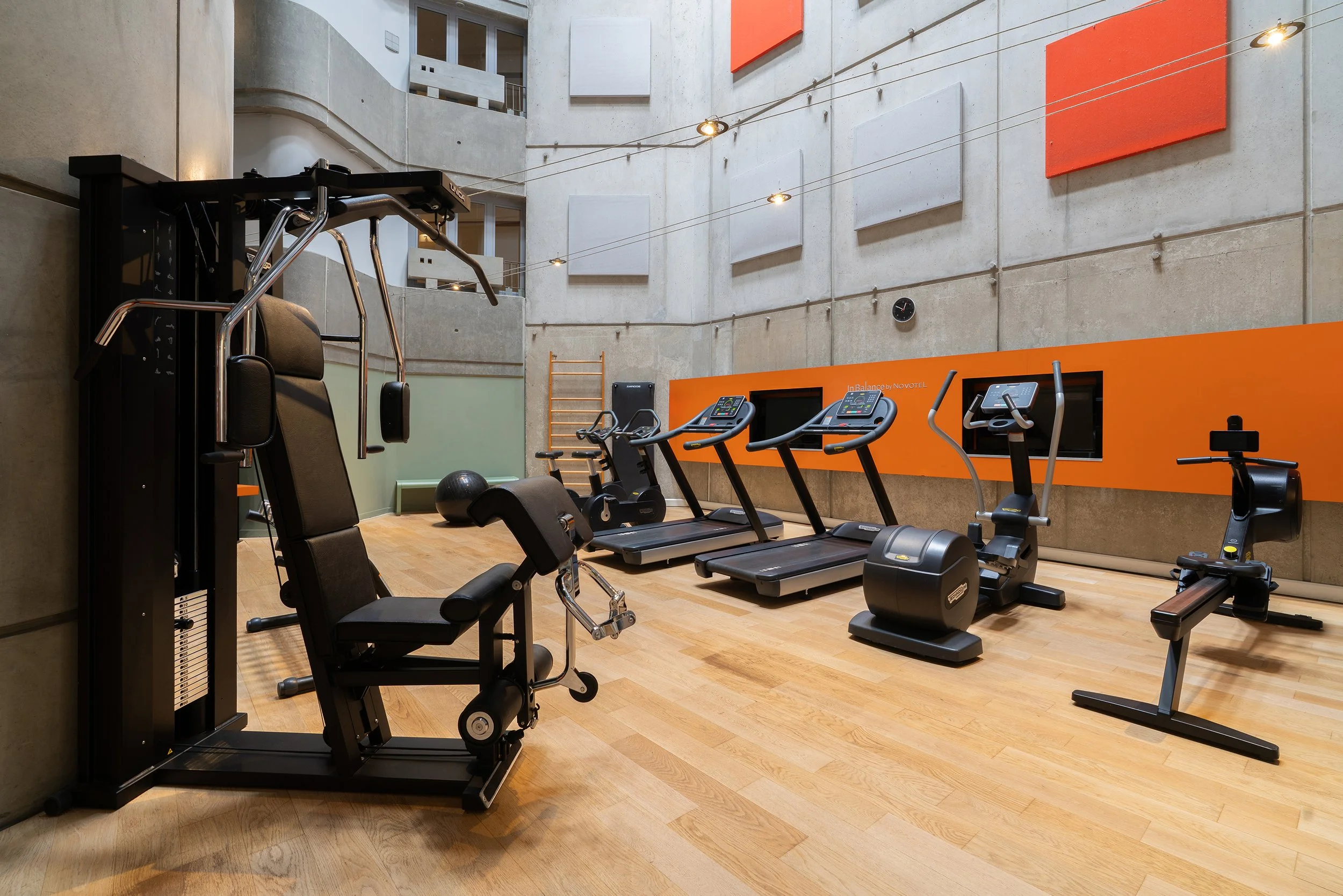 Photographie de la salle de sport d'un hôtel