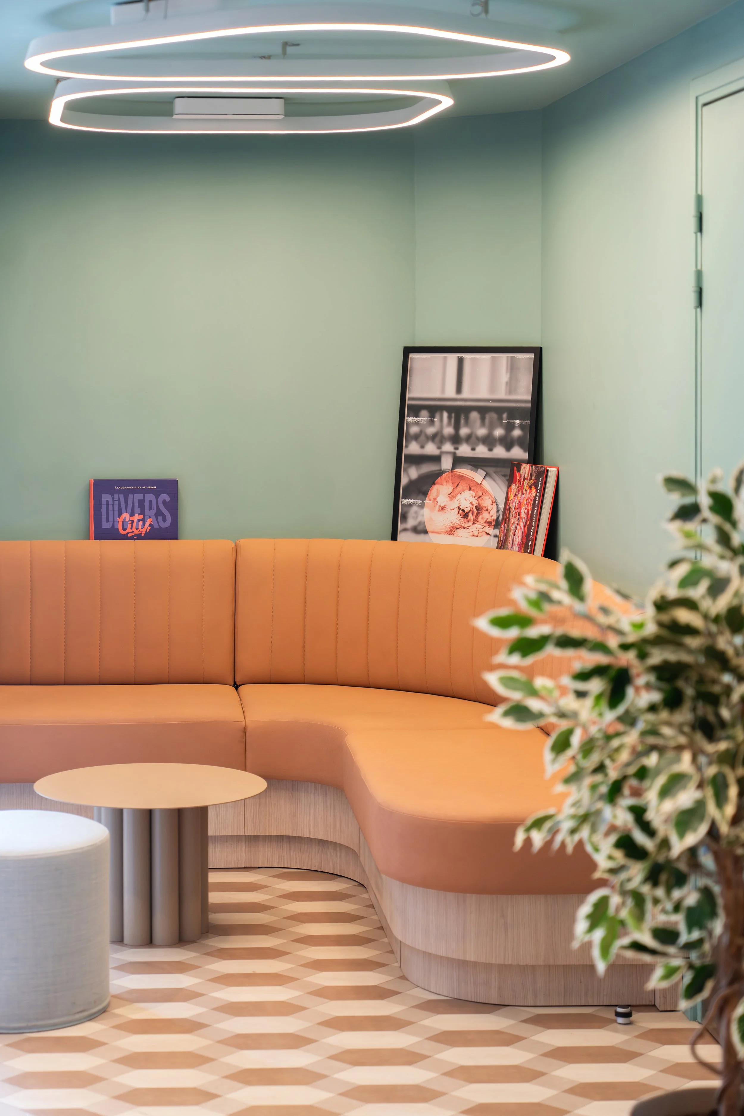 Détail du mobilier d'un espace hôtelier