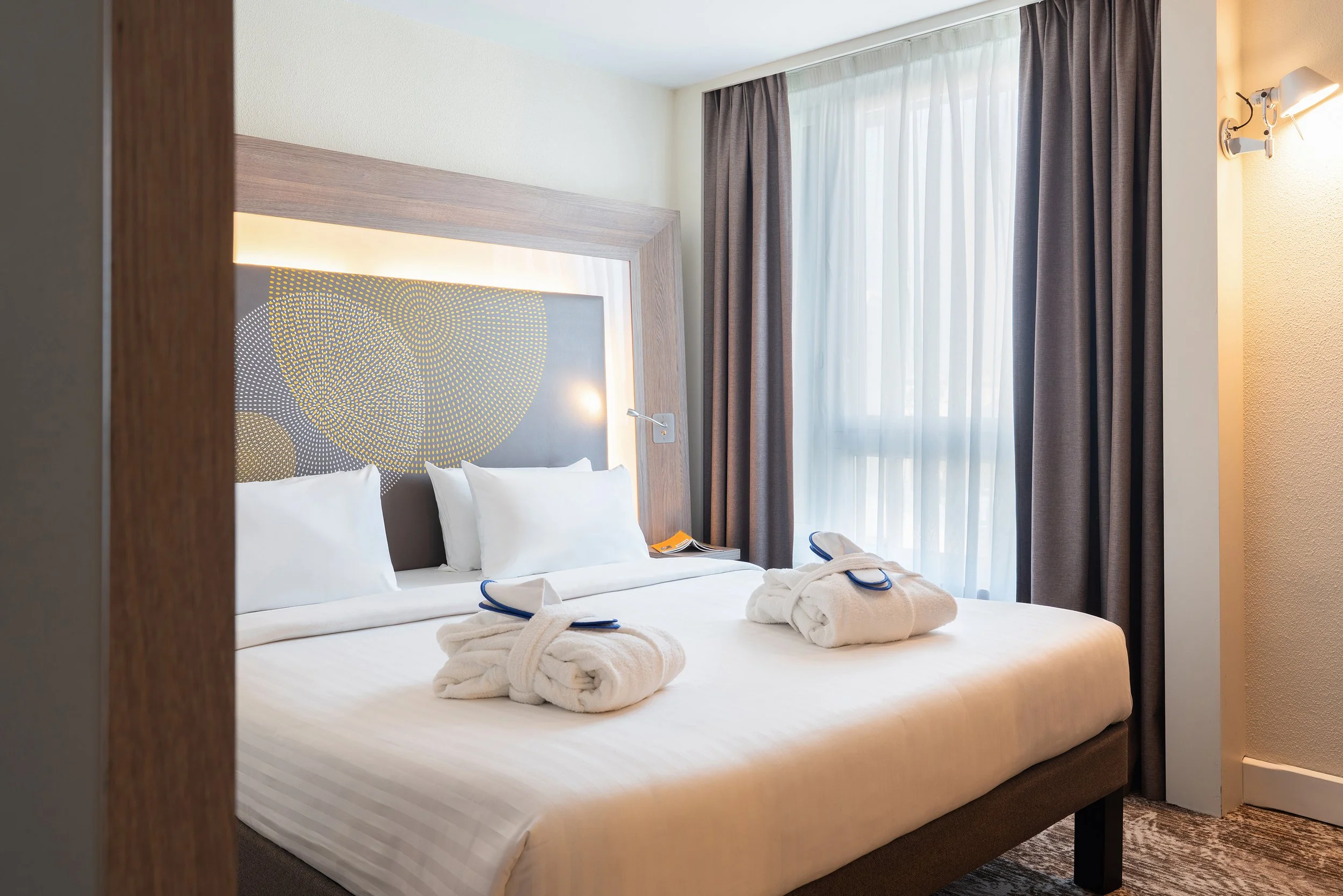 Détail du mobilier d'une chambre d'hôtel