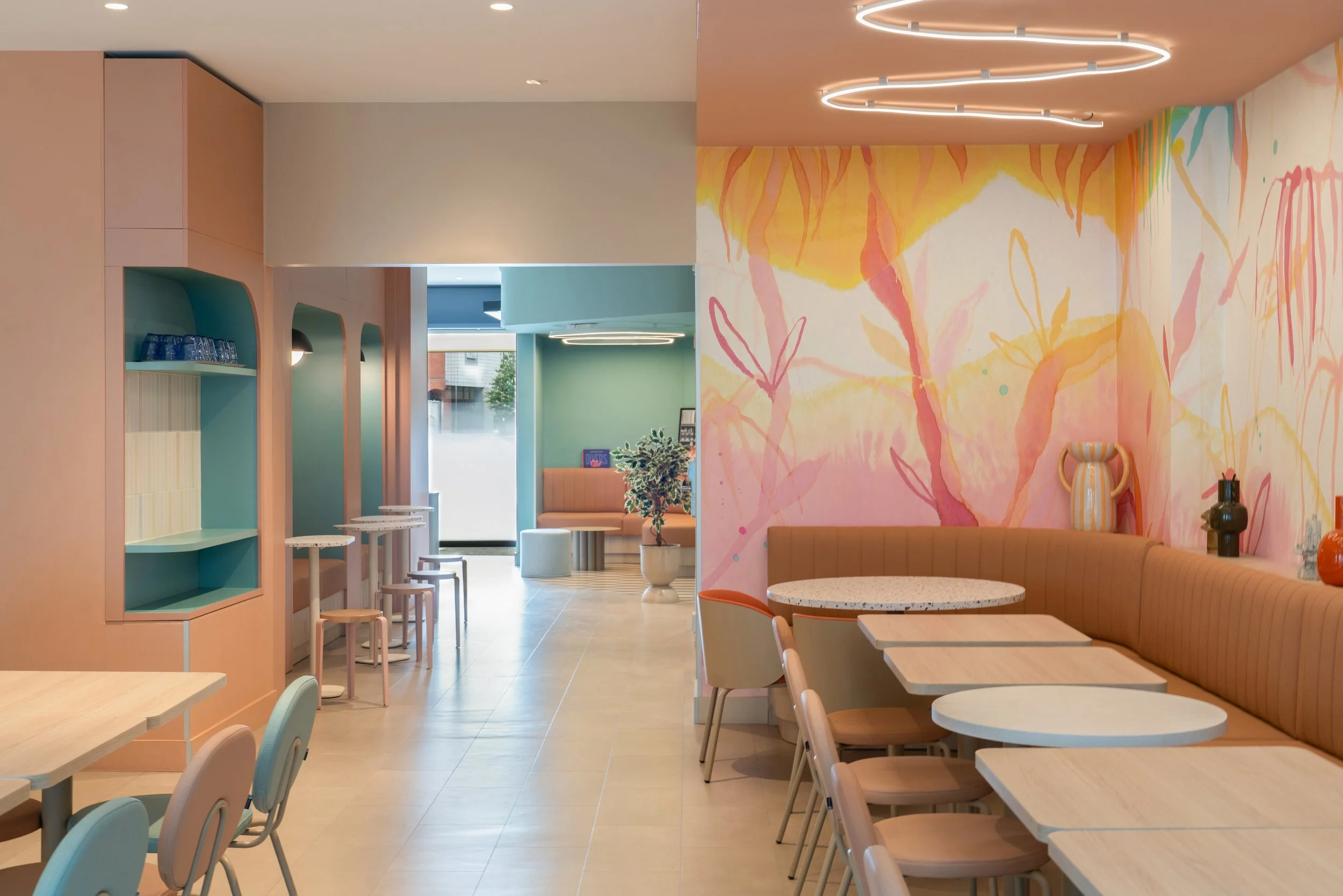 Photographie de l'intérieur d'un hôtel contemporain