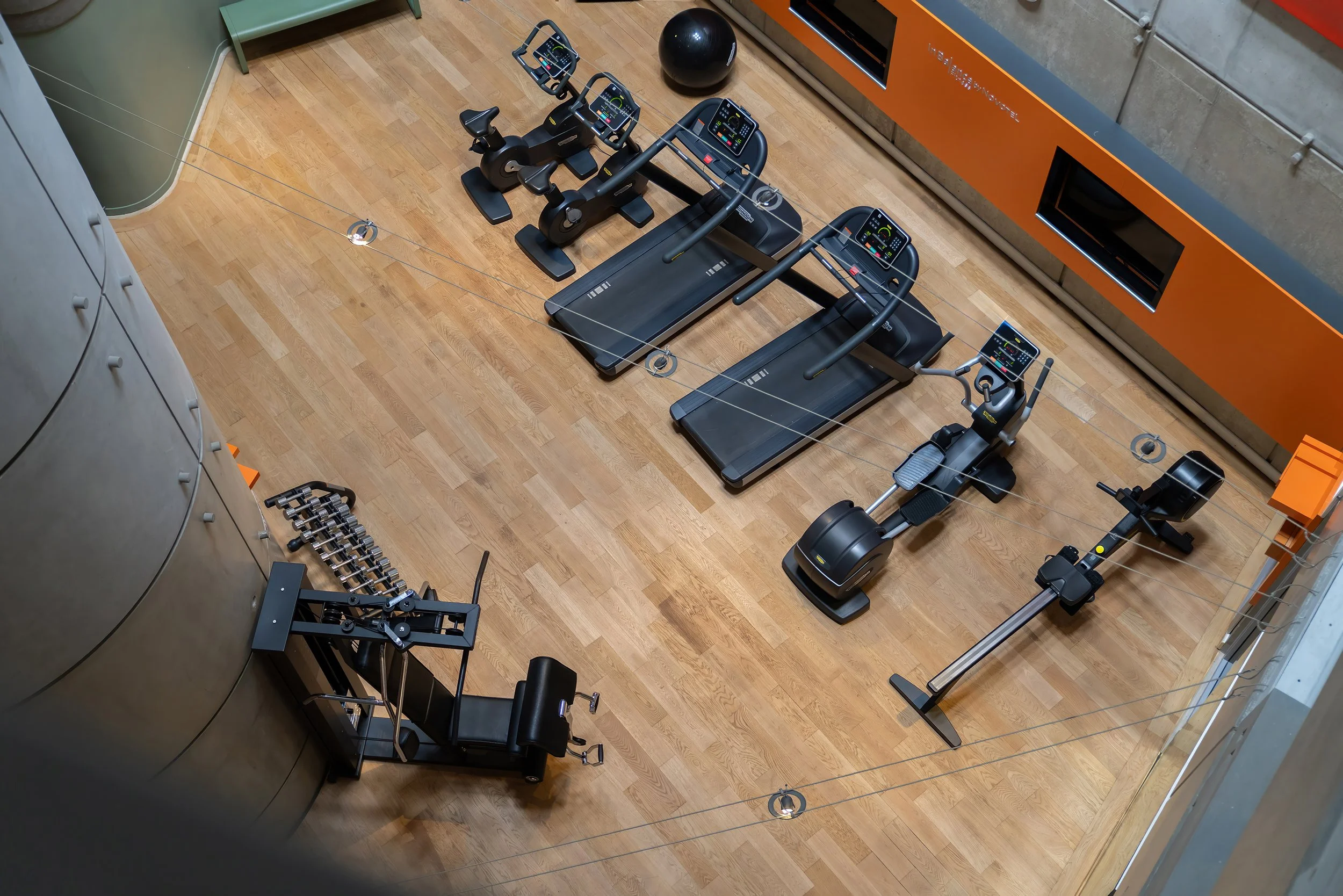 Photographie de la salle de sport d'un hôtel