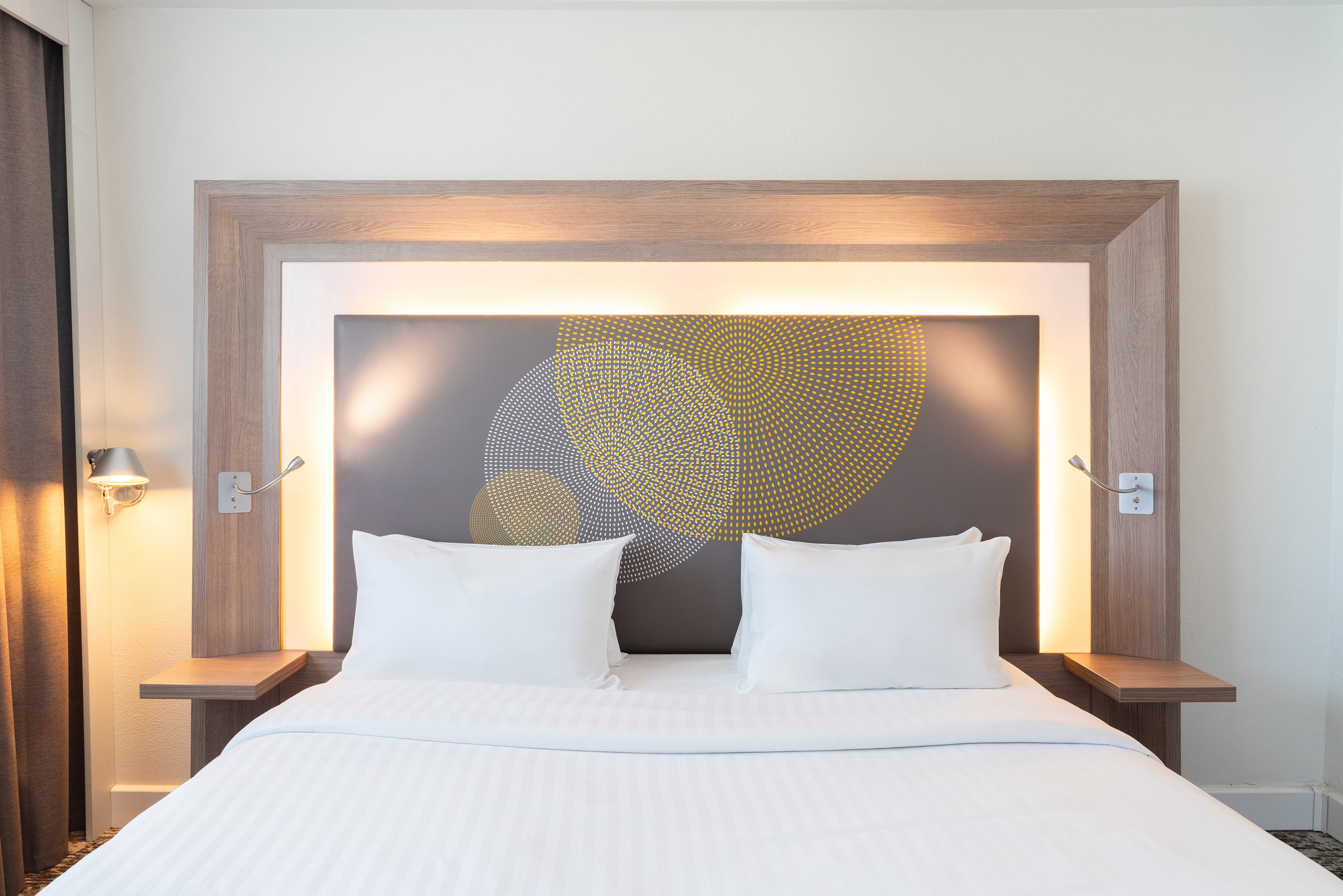 Détail du mobilier d'une chambre d'hôtel