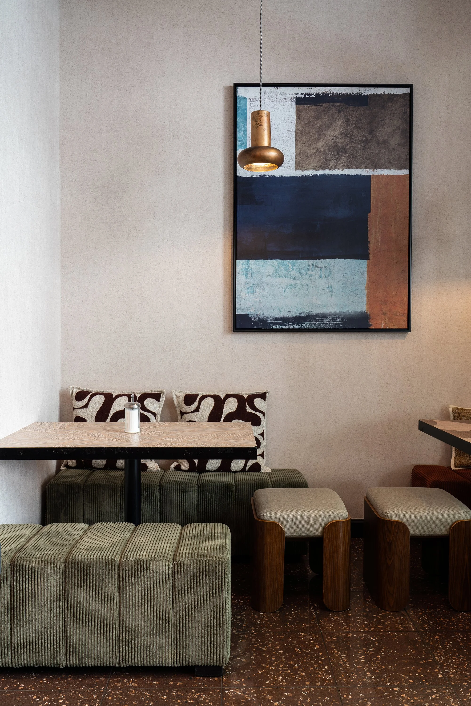 Photographie de la salle petit-déjeuner d'un hôtel