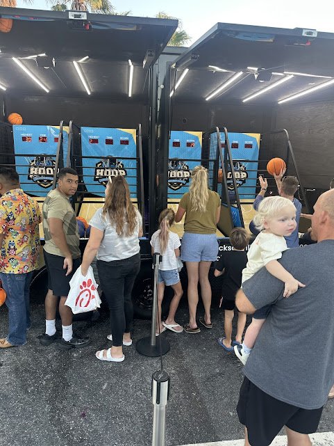 Bring Winter Fun to Jacksonville Events: Hoop Jacksonville’s Arcade Basketball Experience