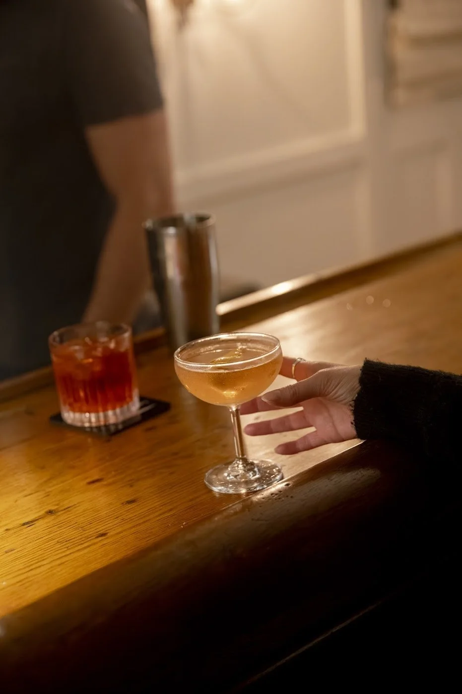 drinks at bar.jpg