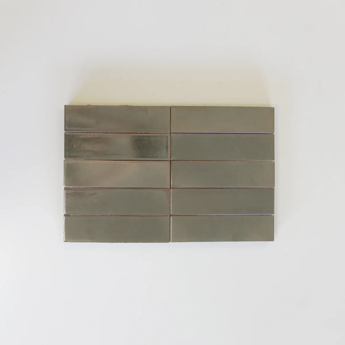 Solea 2"x8"