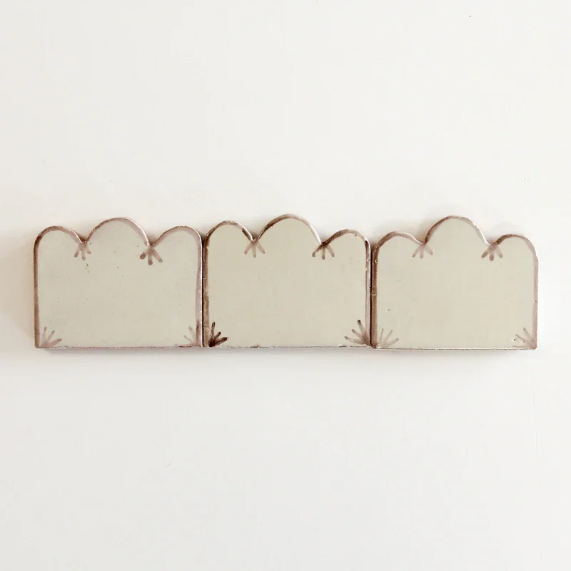 Tres Chocolate Border