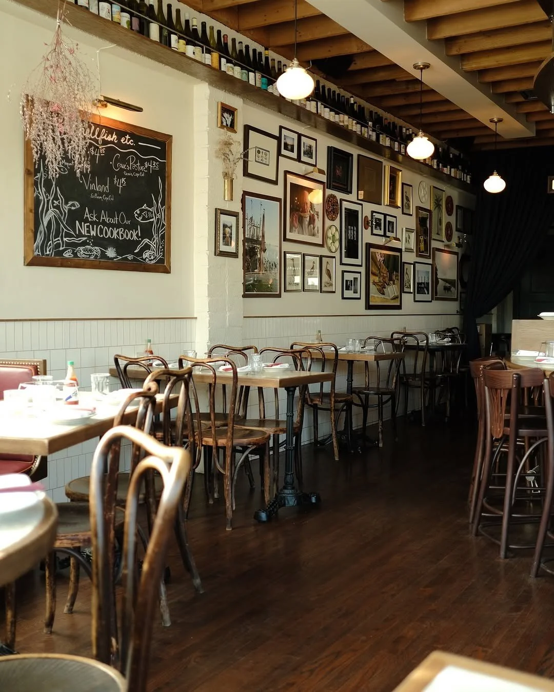 Queen St. by Last Word Hospitality