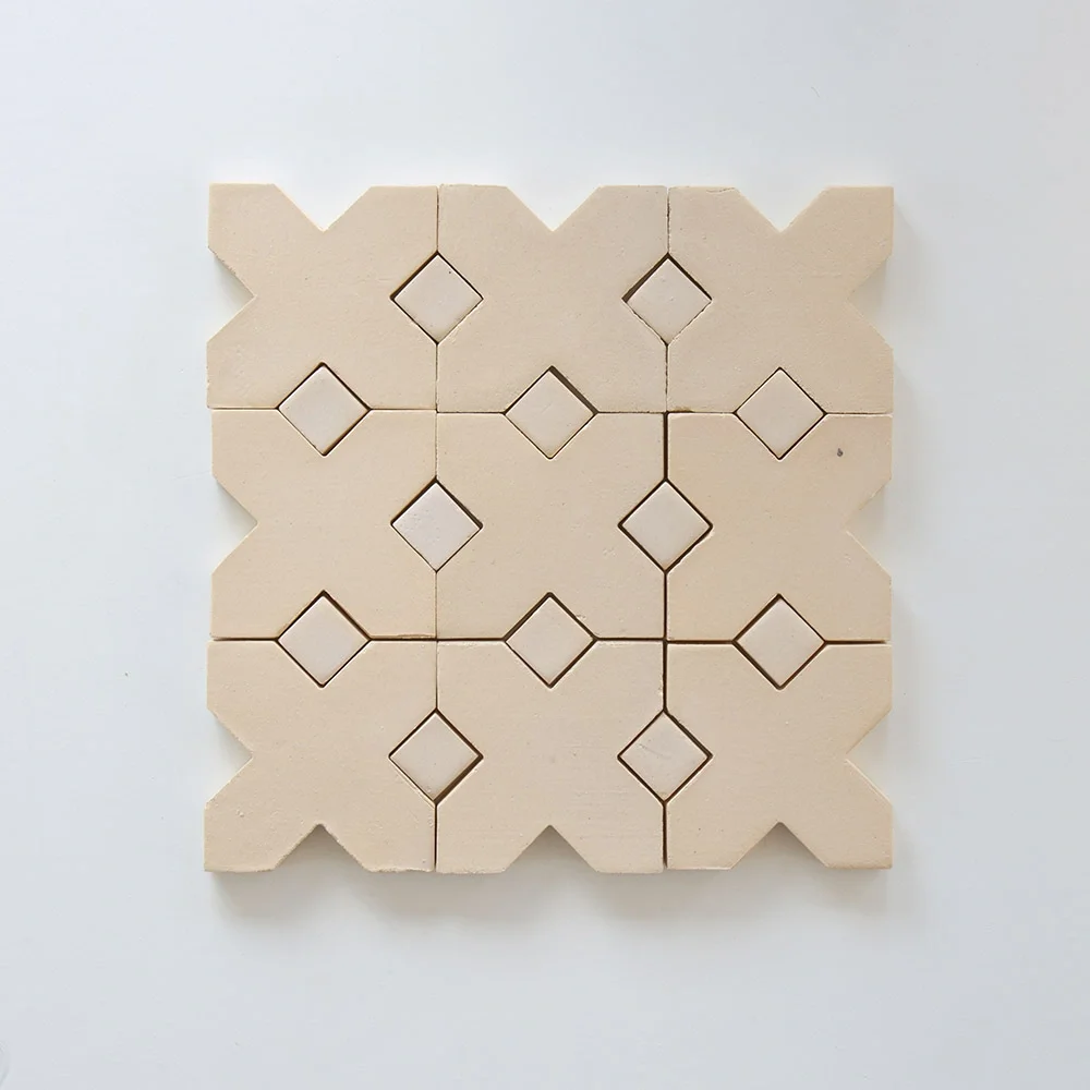 Biscuit Cross and Dot