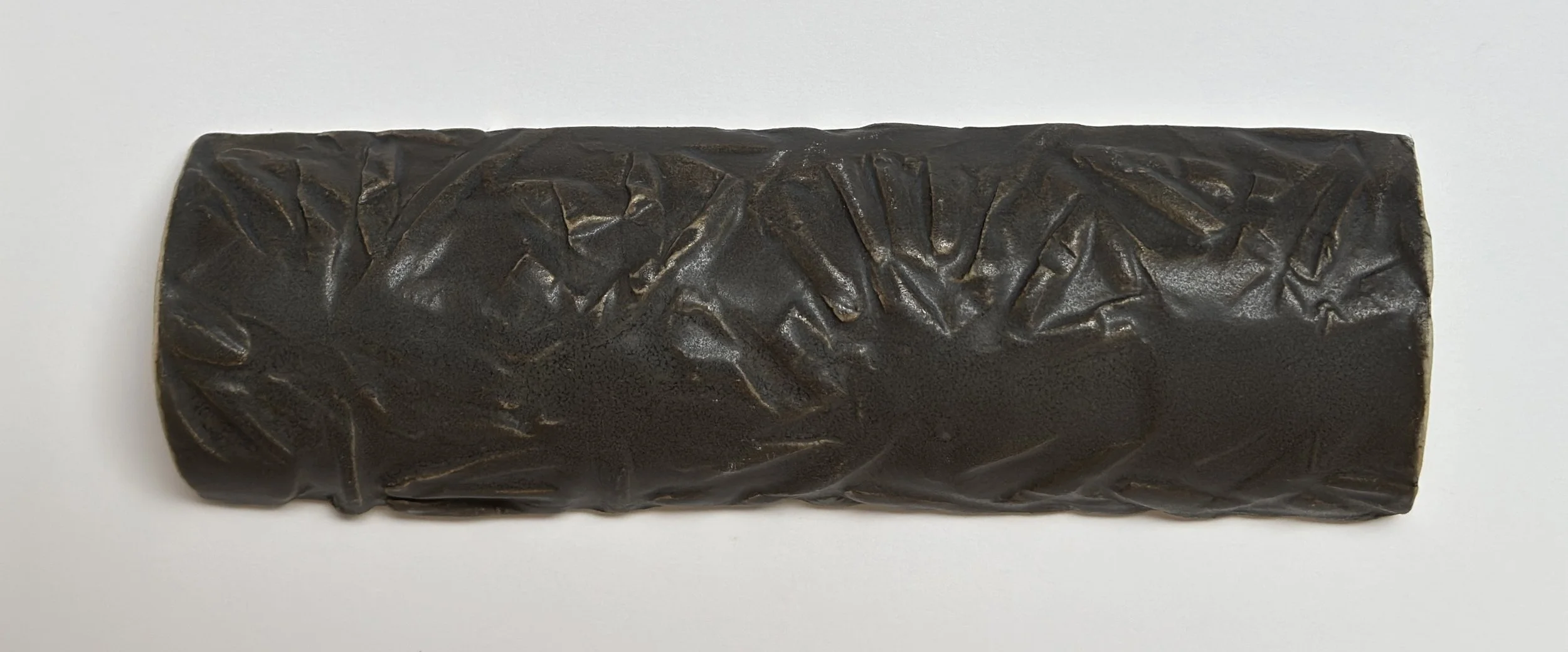 Arch Corona - Charcoal