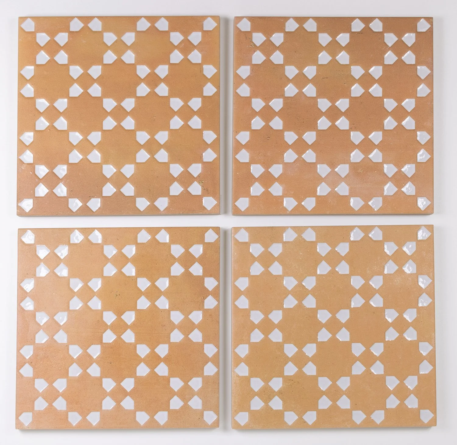 deco_bejmat_tan_white.jpg
