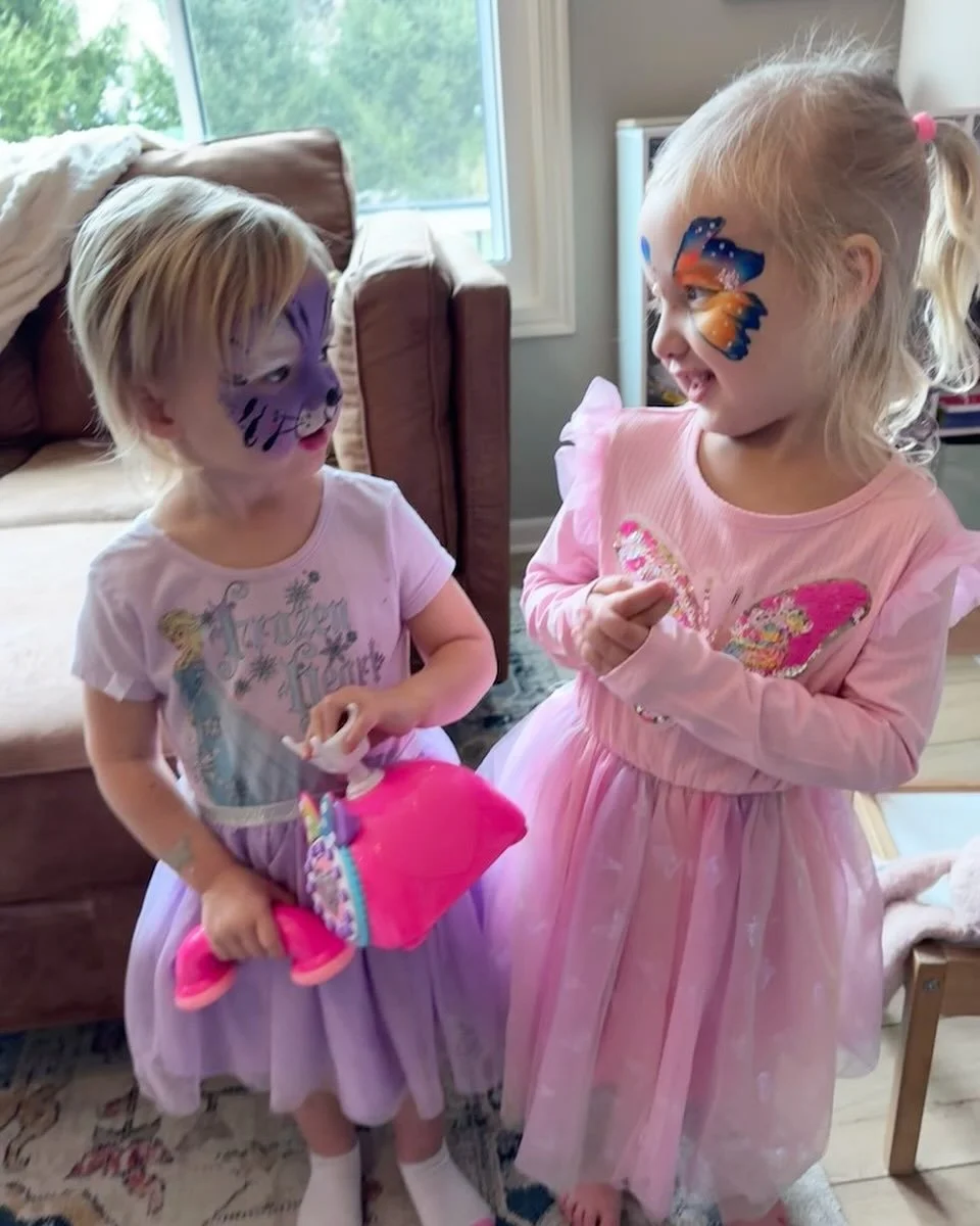 Little friends. 🥰