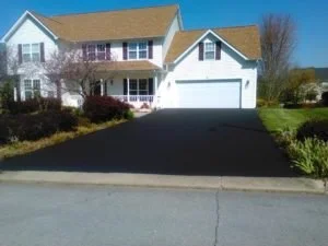 Asphalt-Services-of-TN-Driveway-sealed-April-17-2016-300x225.jpg