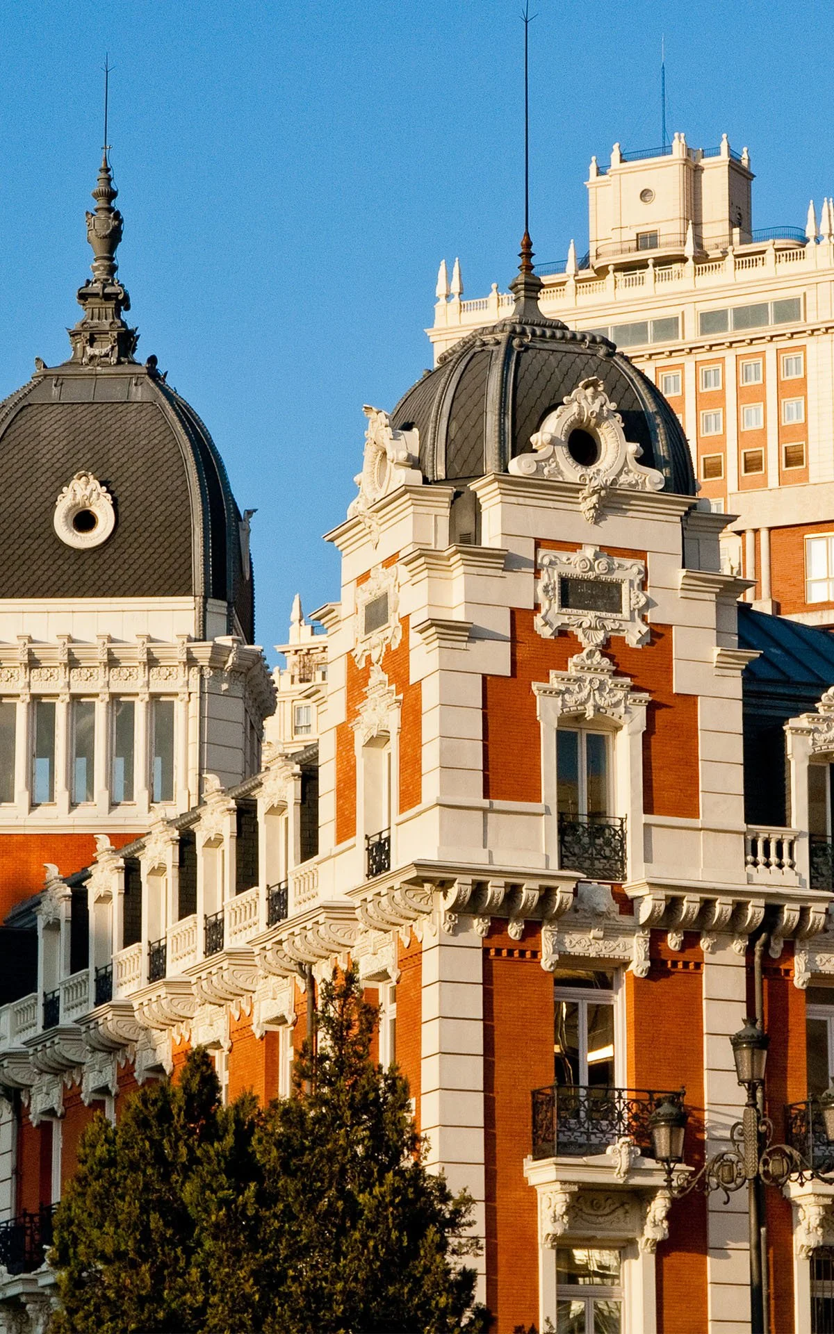 A walking tour of wintry Madrid
