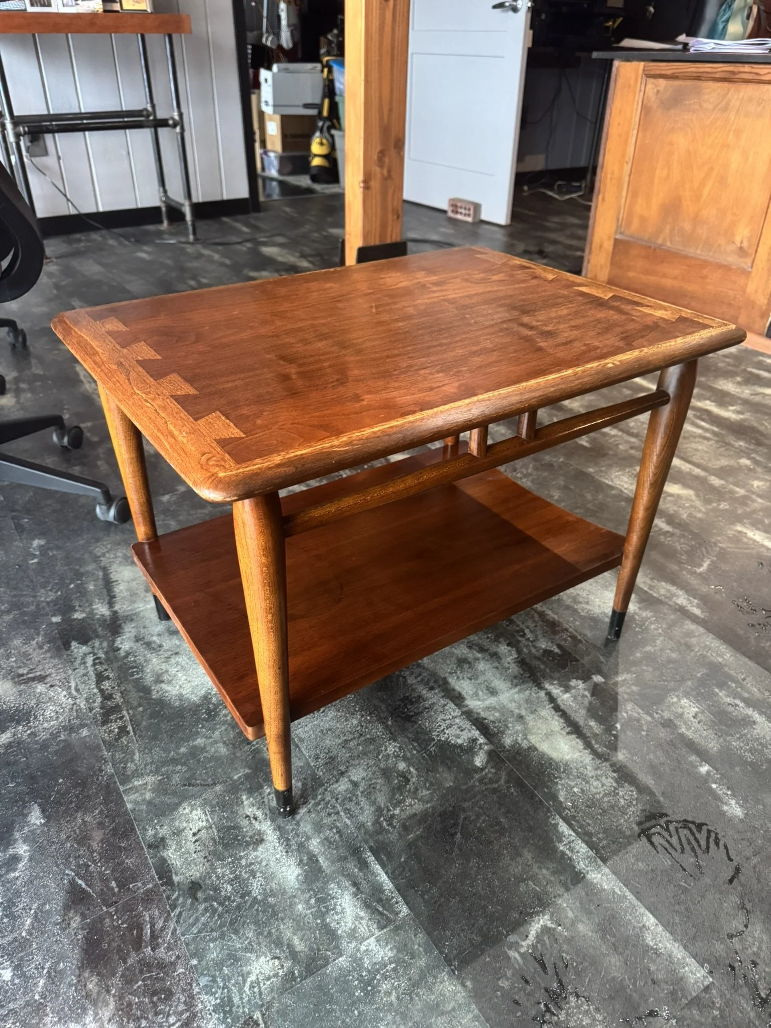 Lane Furniture Mid-Century Modern End Table
