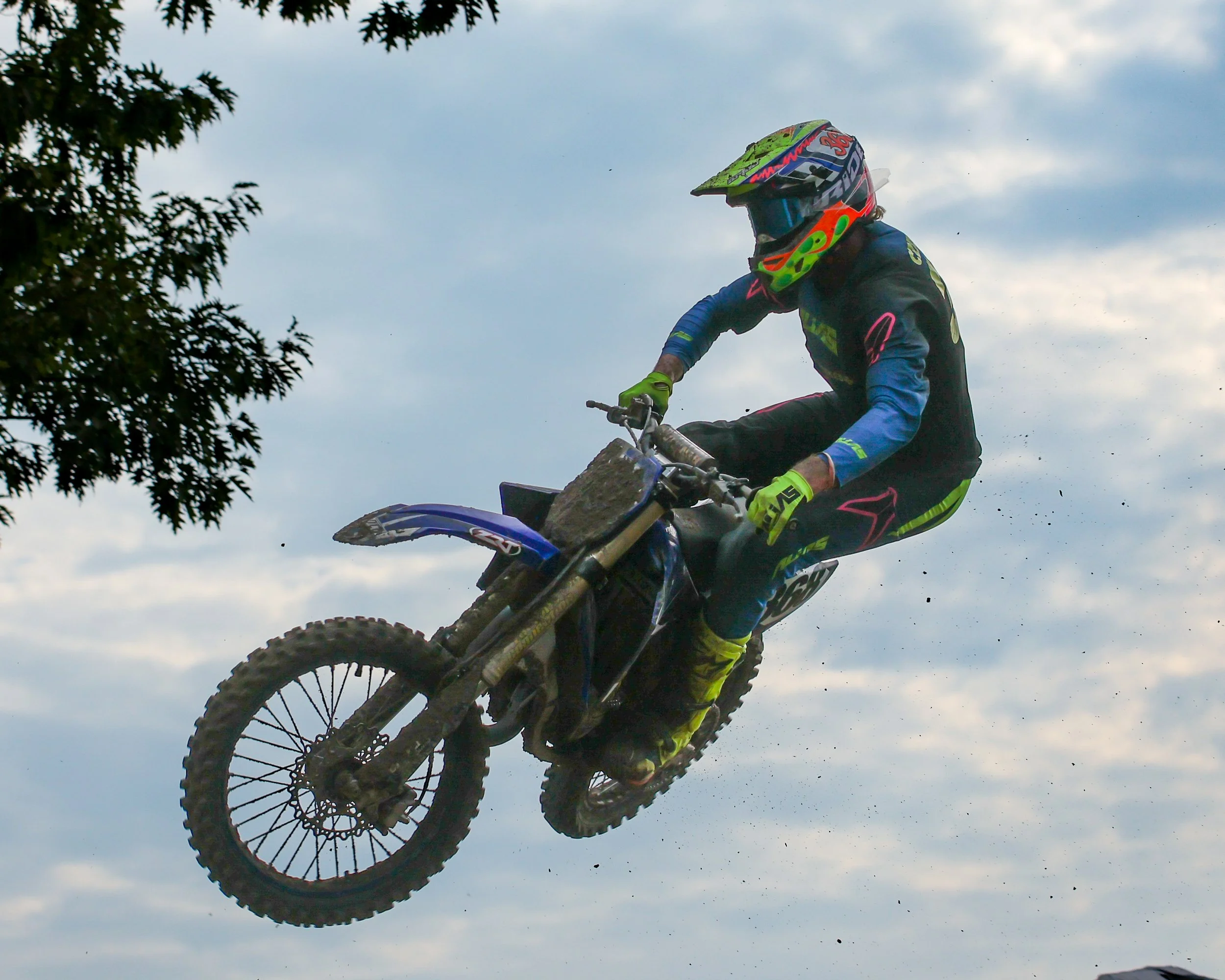 MX 207