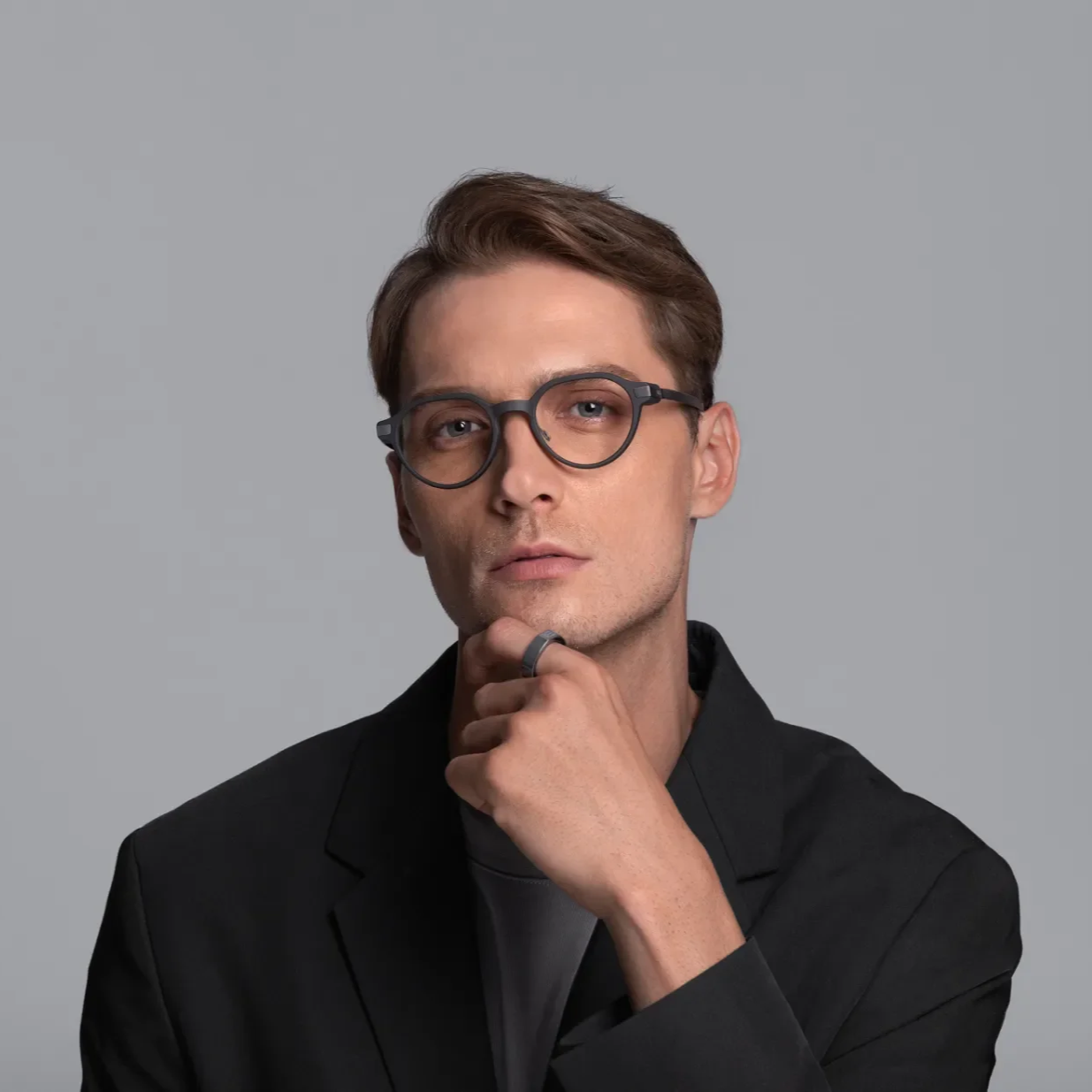 The G2 Display Glasses Are So Close To Looking Totally Normal