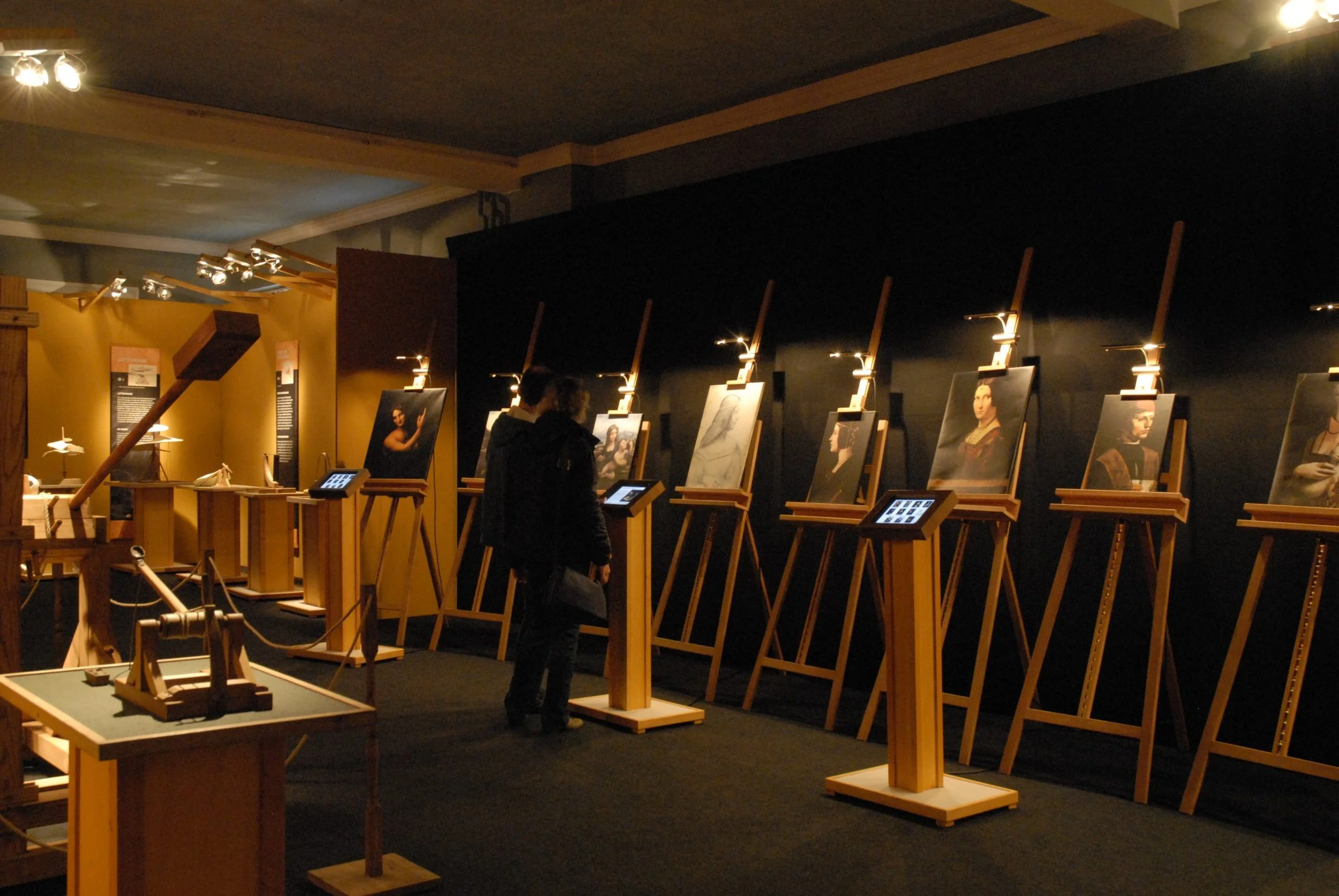 Leonardo-da-Vinci-Gemalden-c-EMS-scaled-1.jpg