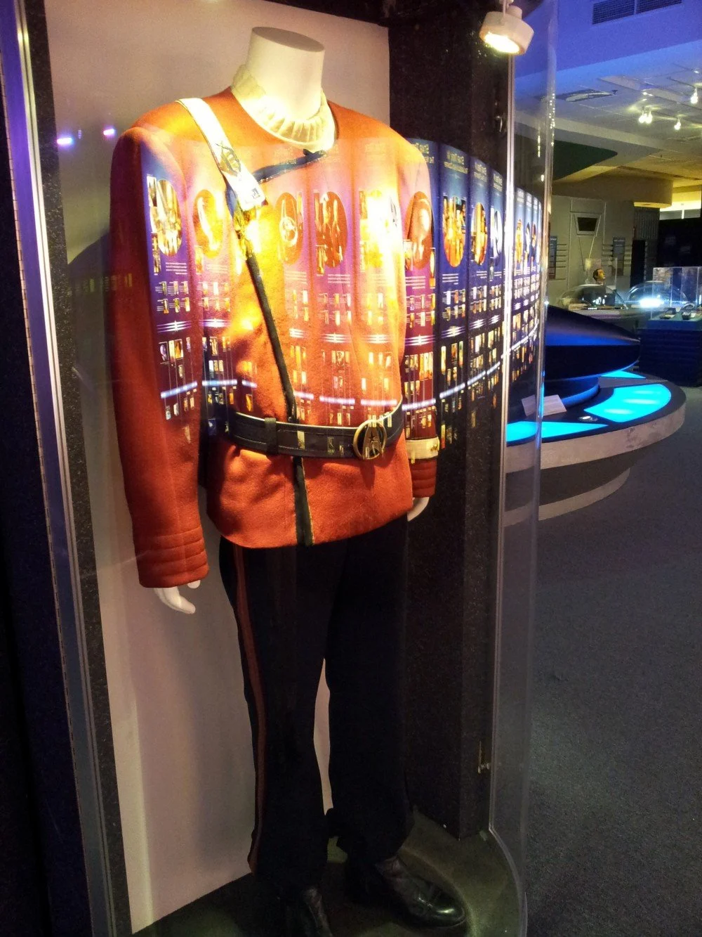 StarTrek_07-e1386583365576.jpg