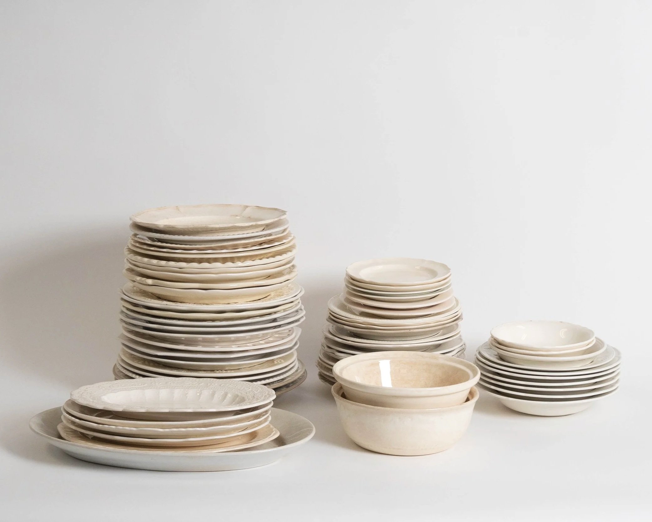 VINTAGE CREAM DISH SET, SERVICE FOR 20, $300