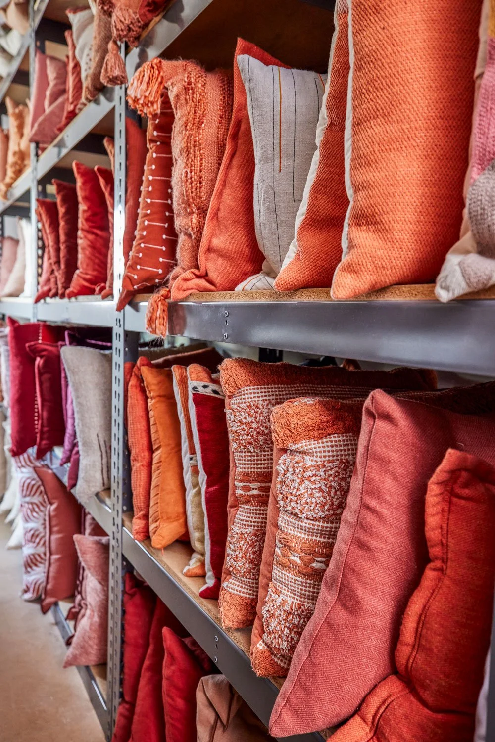 Tangerine-prop-shop-studio-props-decorative-orange-pillows.jpg