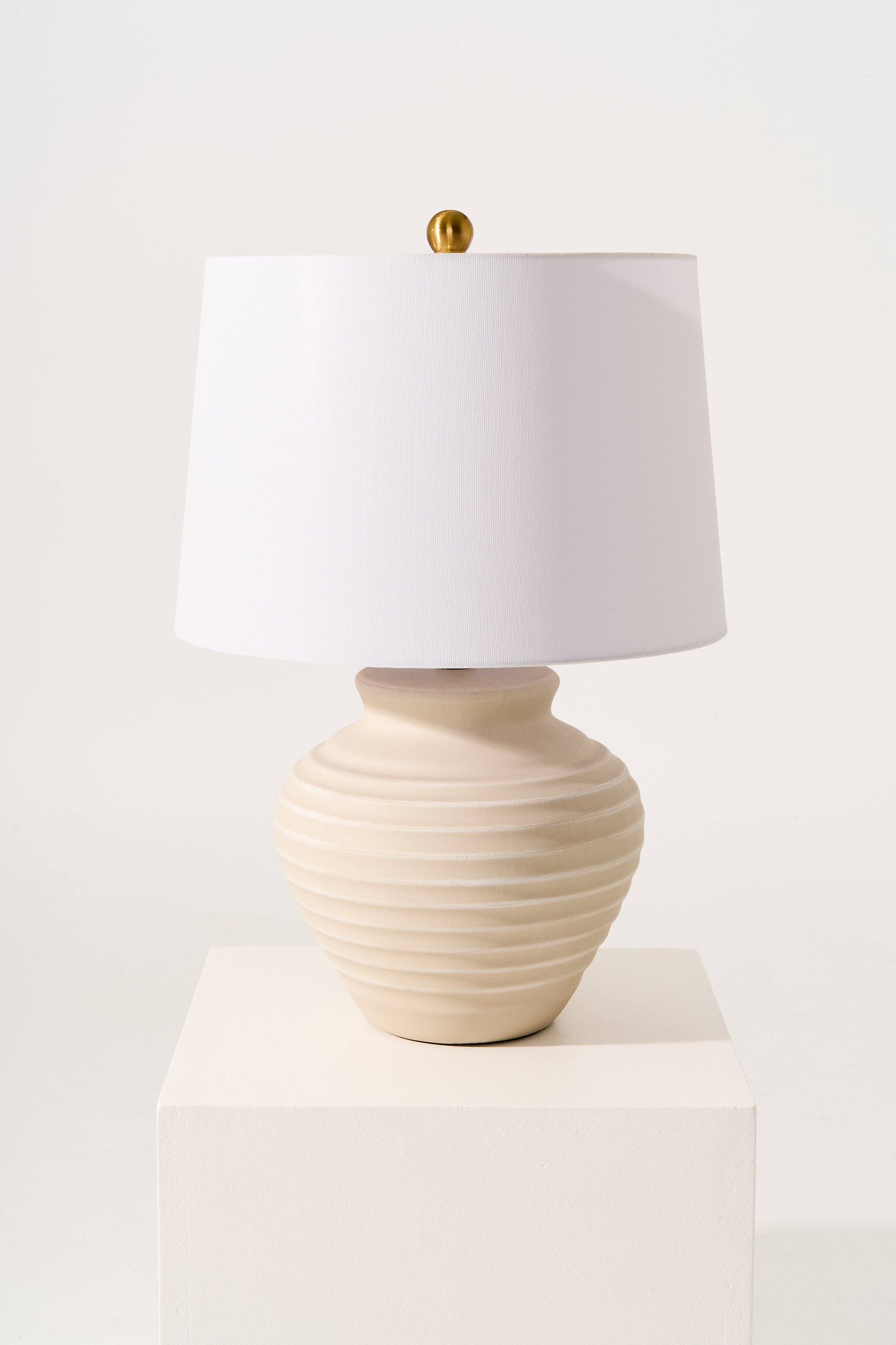 SCALLOPED CERAMIC BONE TABLE LAMP, $25, H21", X W14" X D14", #01414 #01415, 2 TOTAL