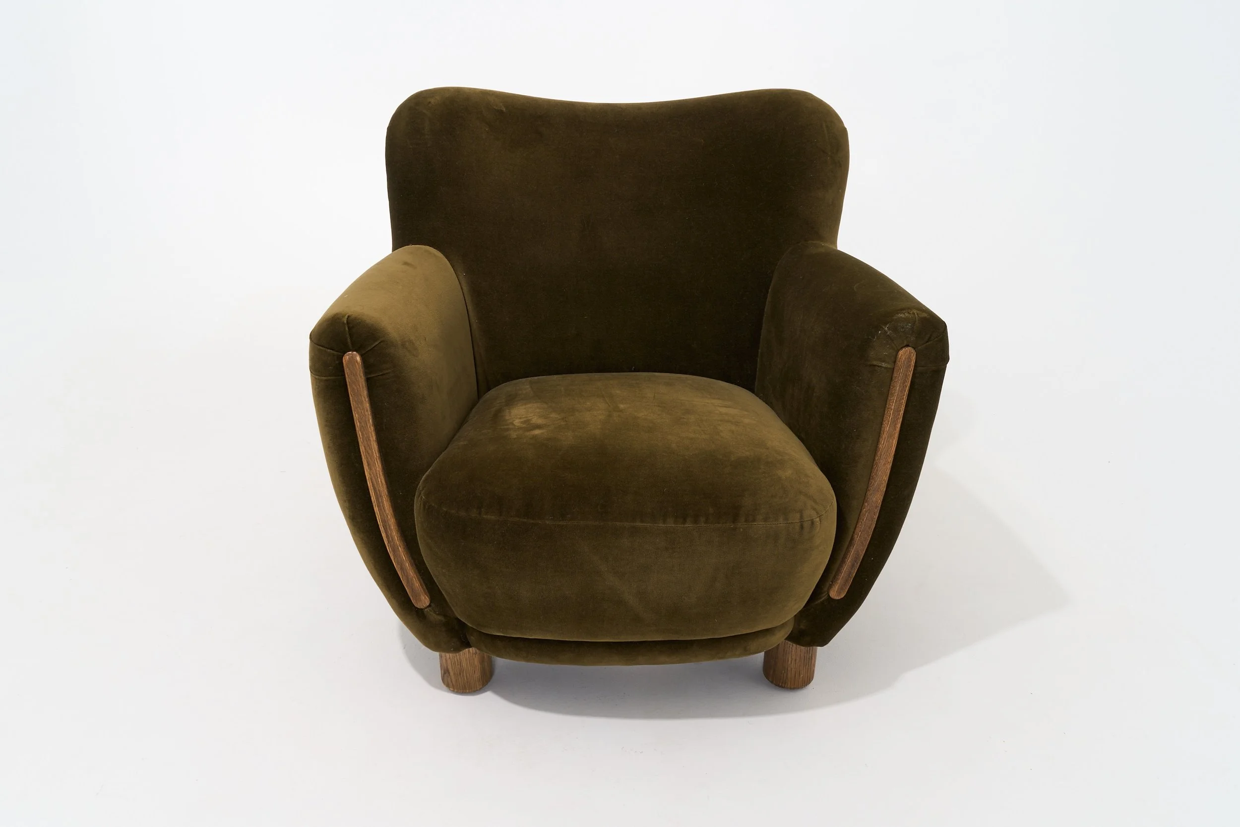 OLIVE GREEN VELVET CHUBBY CLUB CHAIR, $300, H32" X W32" X D34", #01324, SINGLE