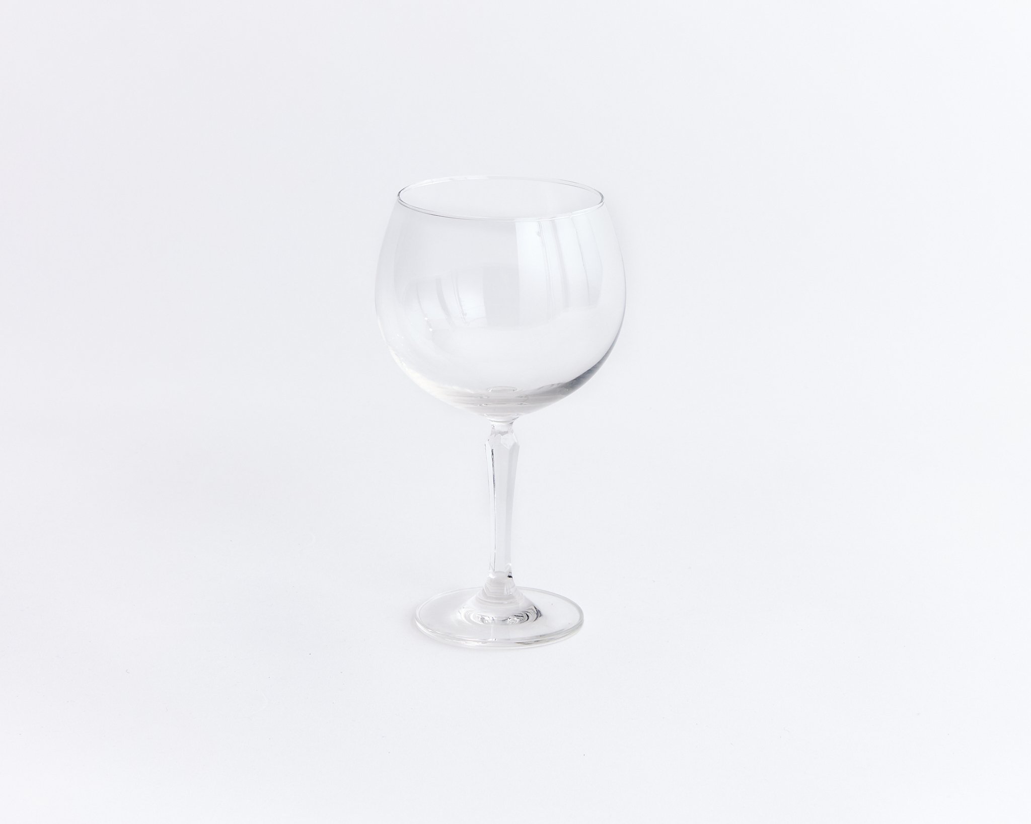 WINE GLASS, W4", 20 oz, $4 each, 58 TOTAL