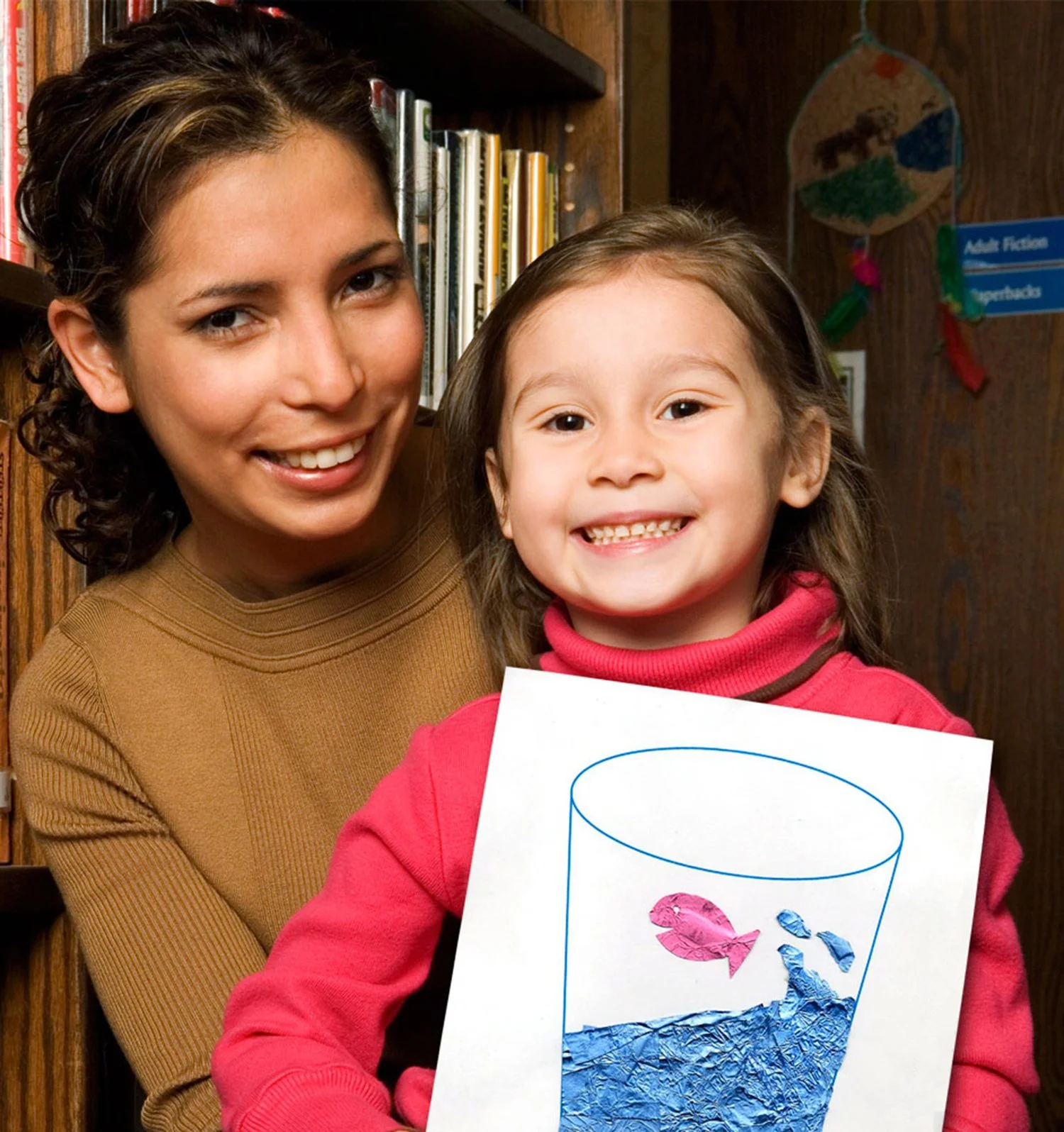6_UNICEF-Mom_daughter_fish.jpg