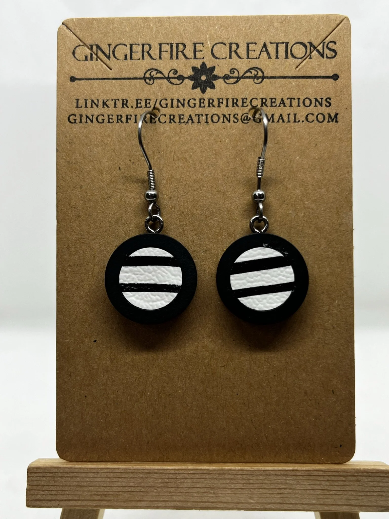 Black & White Striped Drops