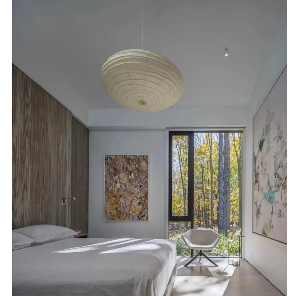 Loved waking up to my Columbia County project in Plain Magazine this morning including a glimpse of the dreamiest bedroom ever with a Larry Poons from Almine Rech and Kikuo Saito from James Fuentes. 
📸 by Paul Warchol | Architecture &amp; Interiors 