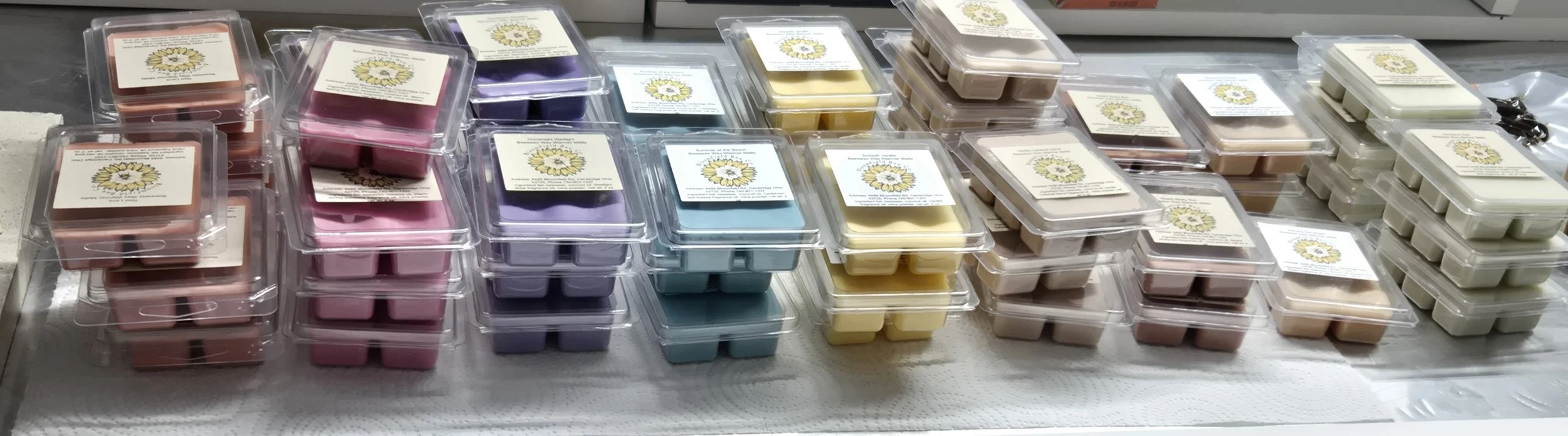 Beeswax. Wax warmer melts